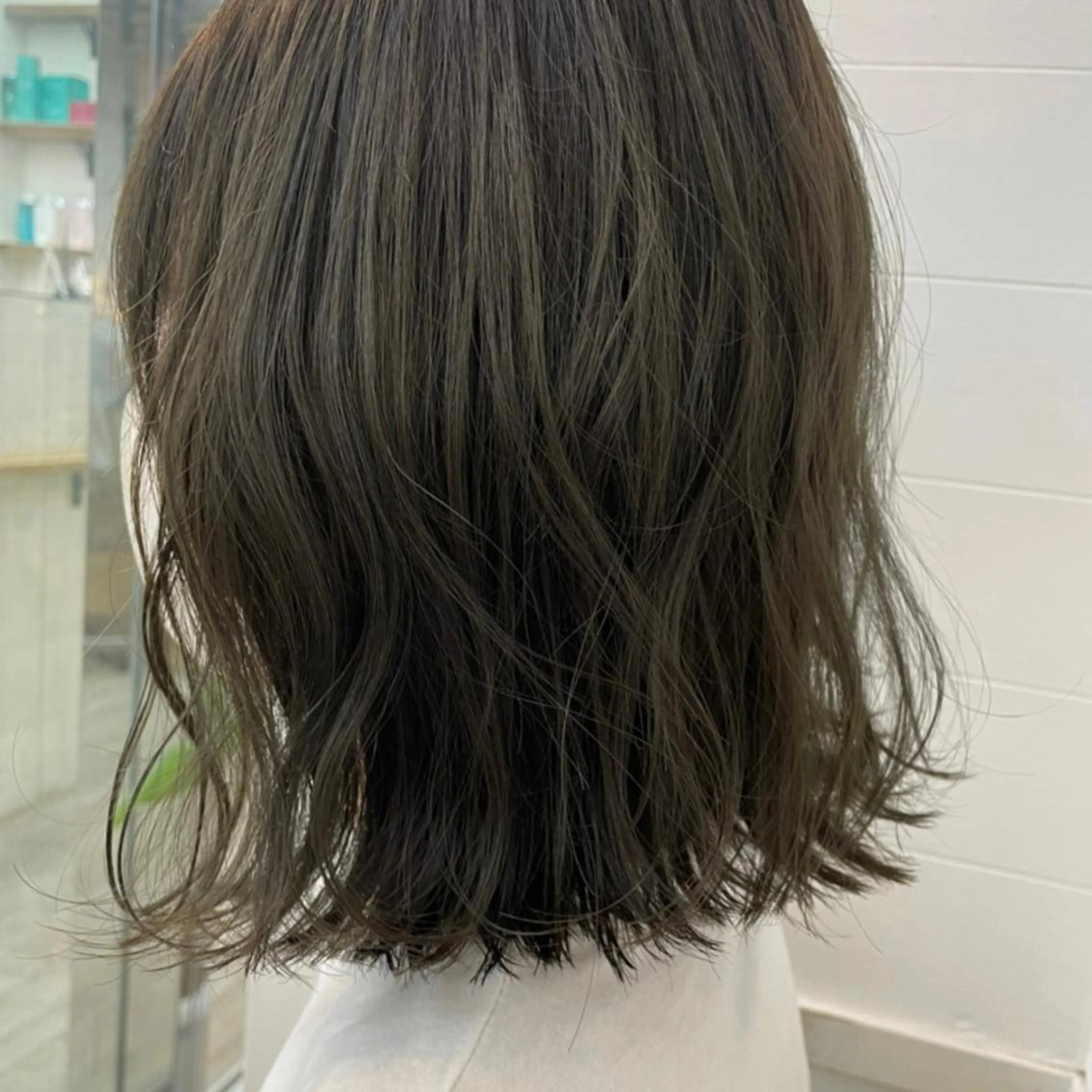 ミディアム カラー アディクシーカラー アッシュ バレイヤージュ ミストバング ベージュカラー カット ヘアカラー トリートメント N° anfeel 渋谷🪞🫧のヘアスタイル