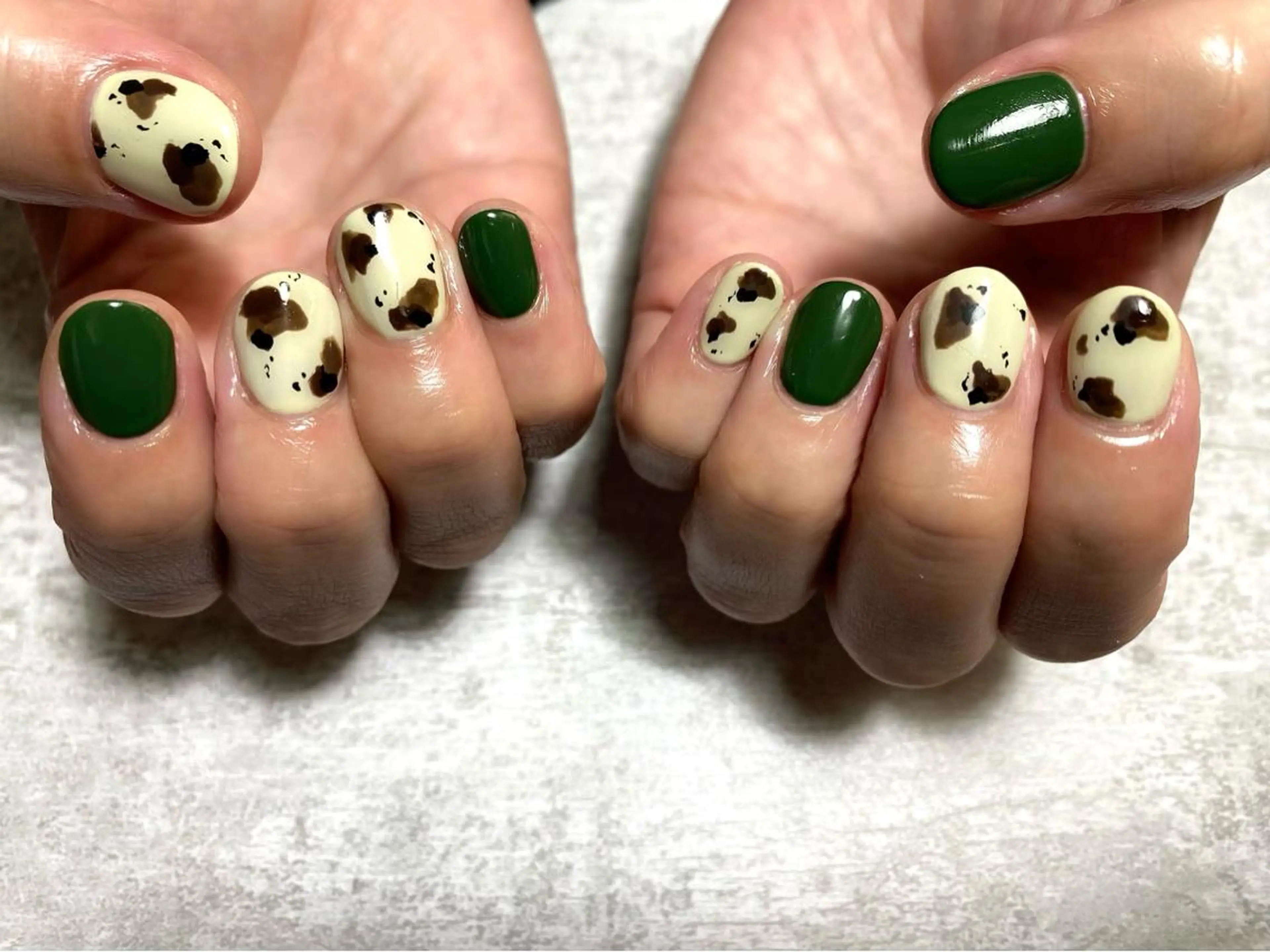 ネイル アニマル柄 ジェルネイル ニュアンスネイル Nroom.所属・Nroom. /はるのネイルデザイン