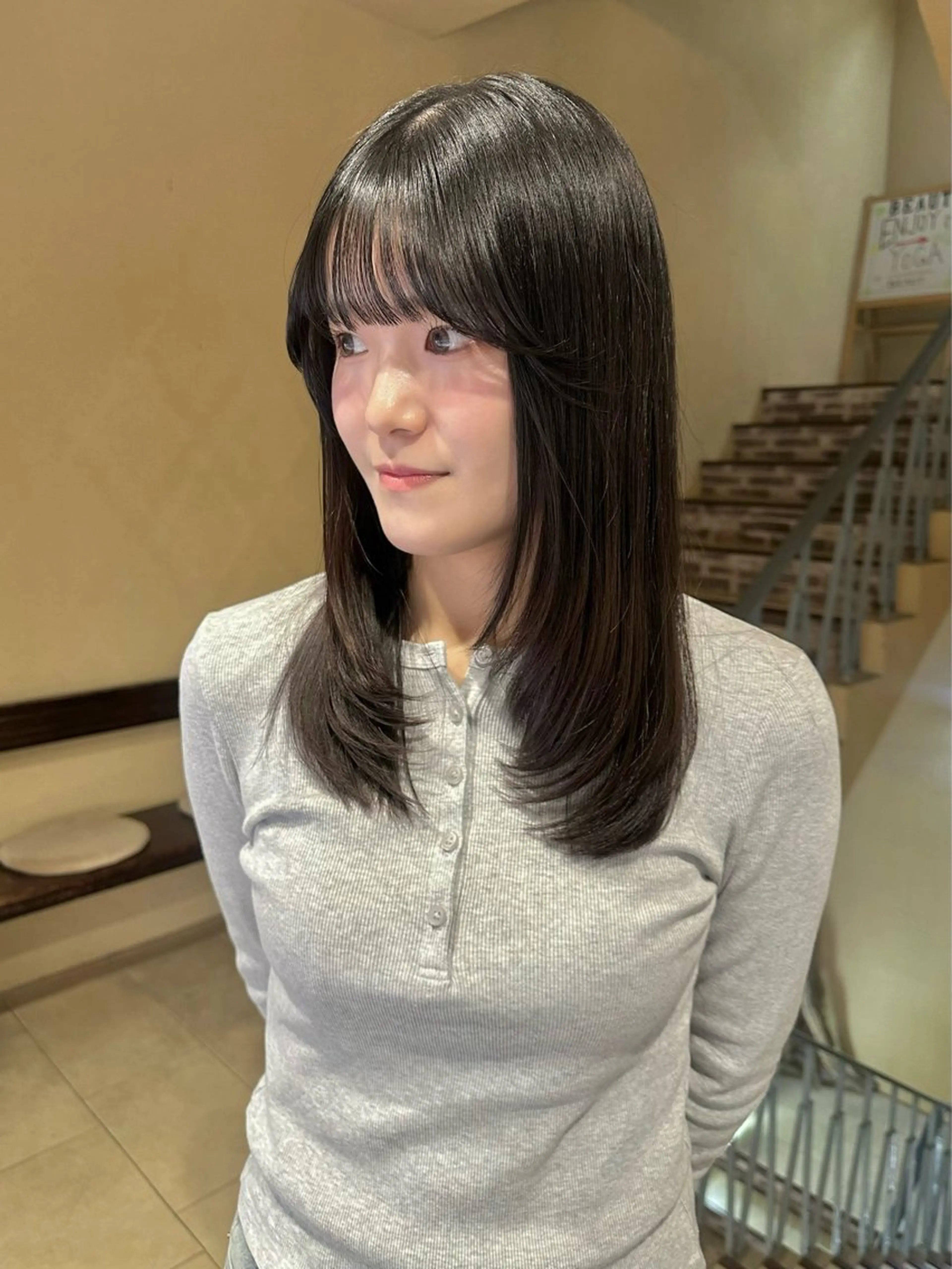 セミロング カラー レイヤーカット カット ヘアカラー トリートメント 四日市/レイヤー /似合わせカットのヘアスタイル