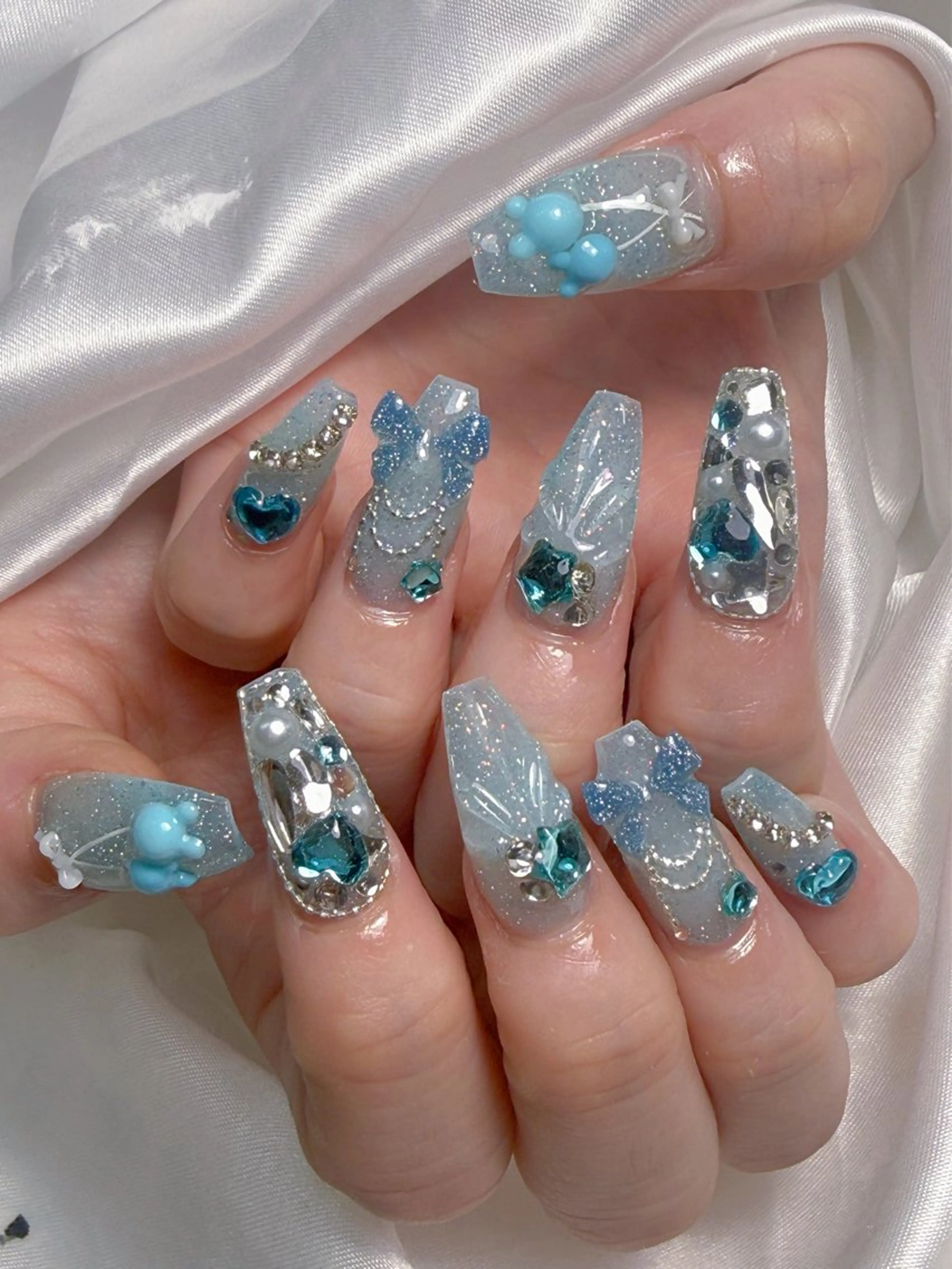 ネイル ハンドネイル LEELA NAIL STUDIOのネイルデザイン