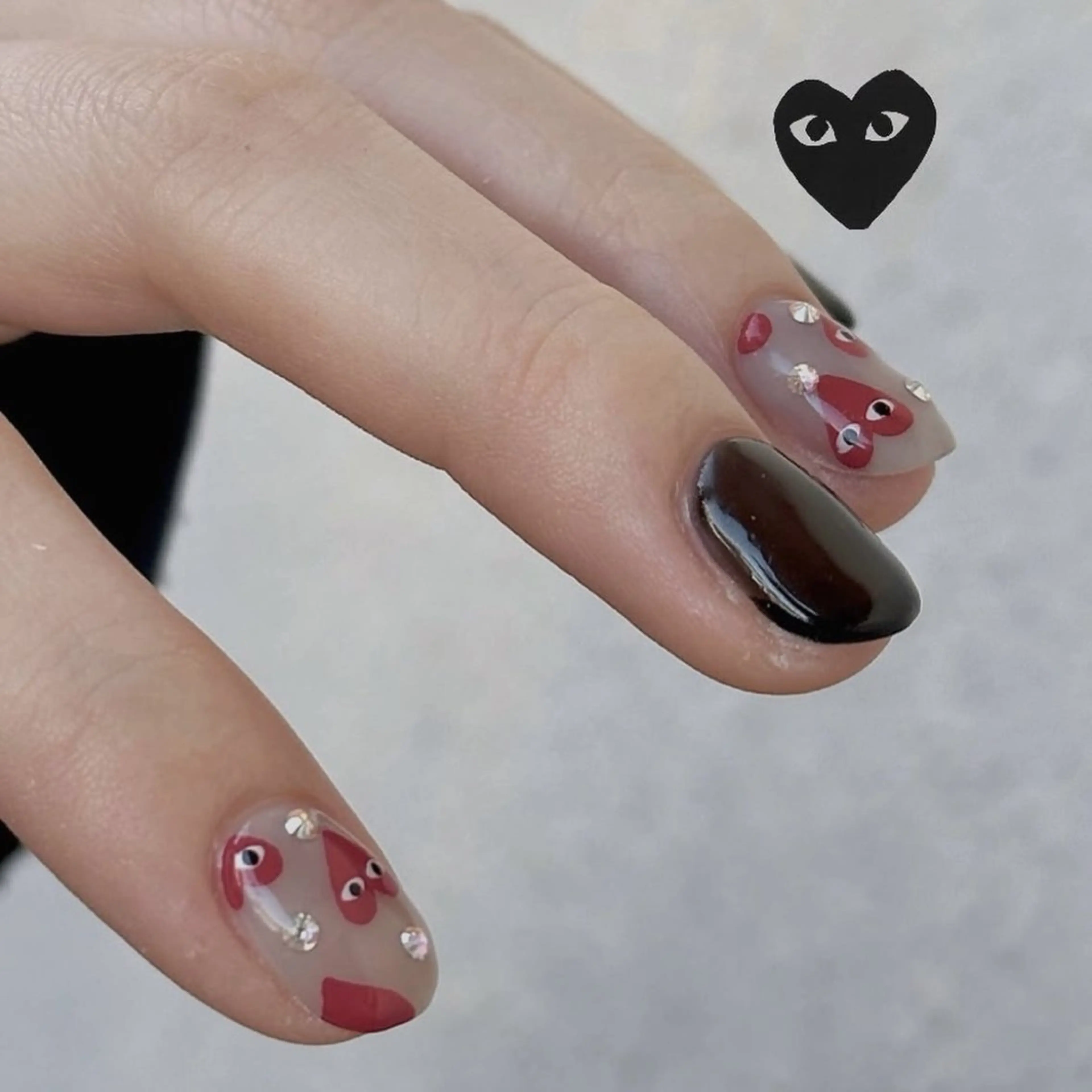 ネイル キラキラネイル マグネットネイル ニュアンスネイル talo .のネイルデザイン