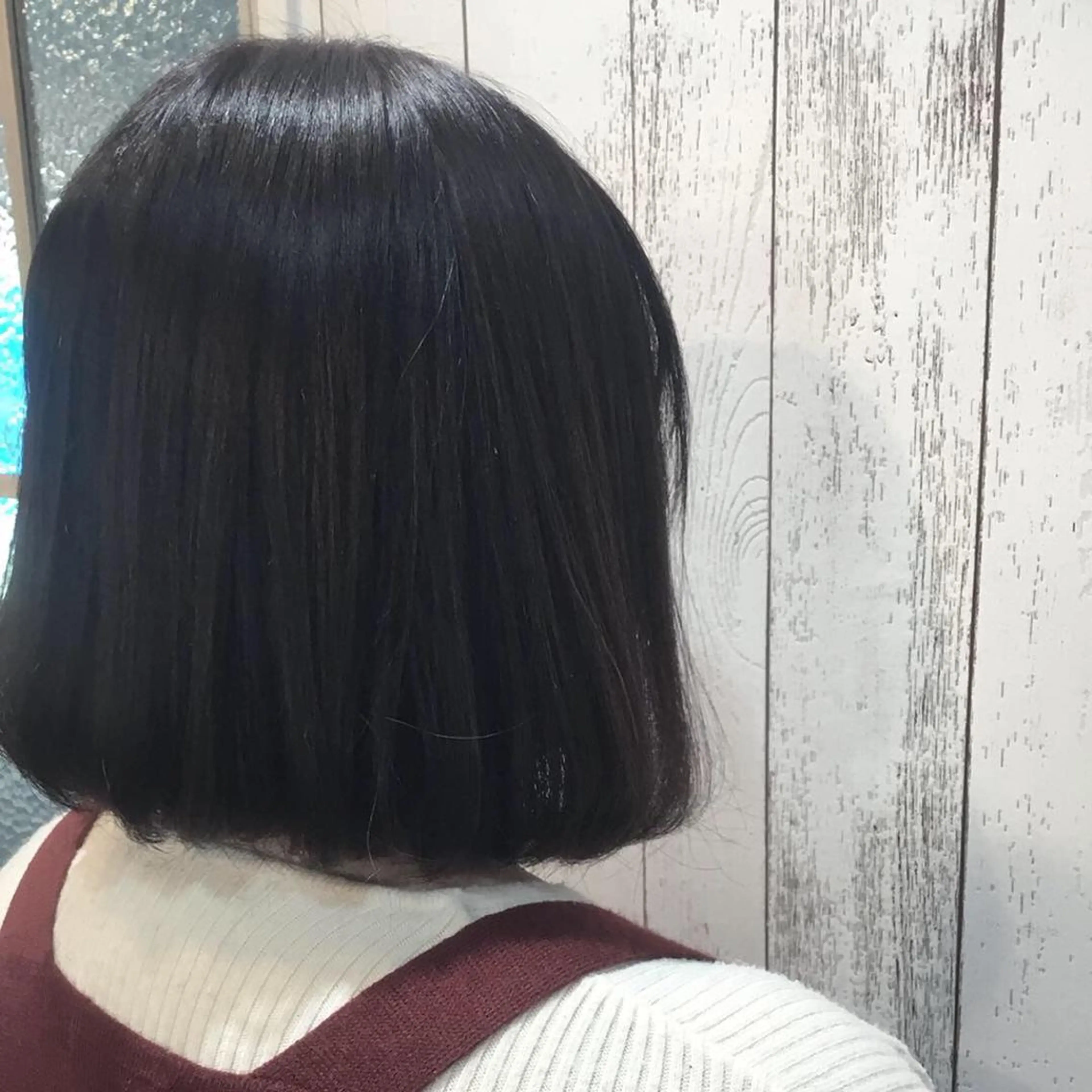ショート カラー パーマ embrace エンブレイスのヘアスタイル