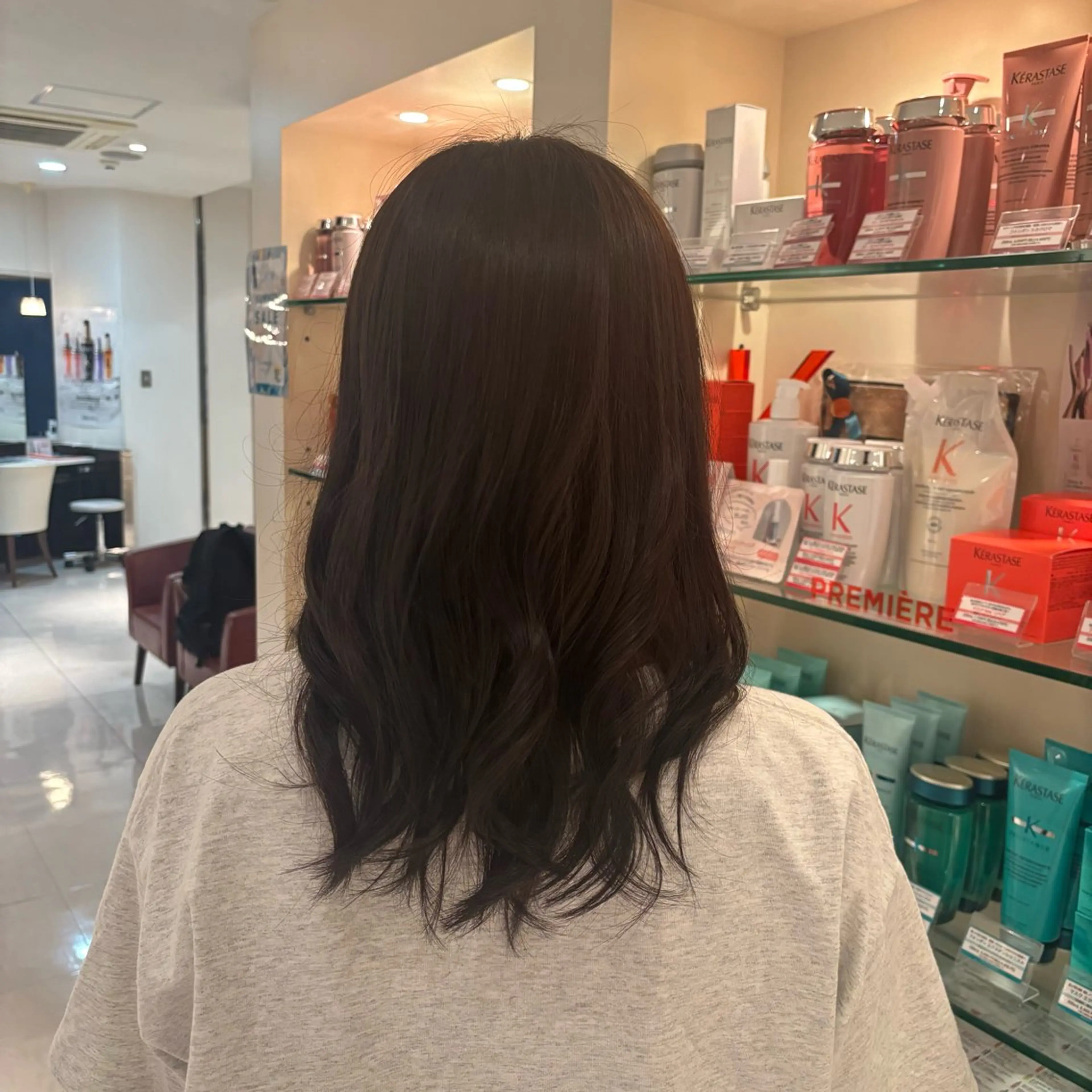 カラー レナークアリア 武田明花音のヘアスタイル