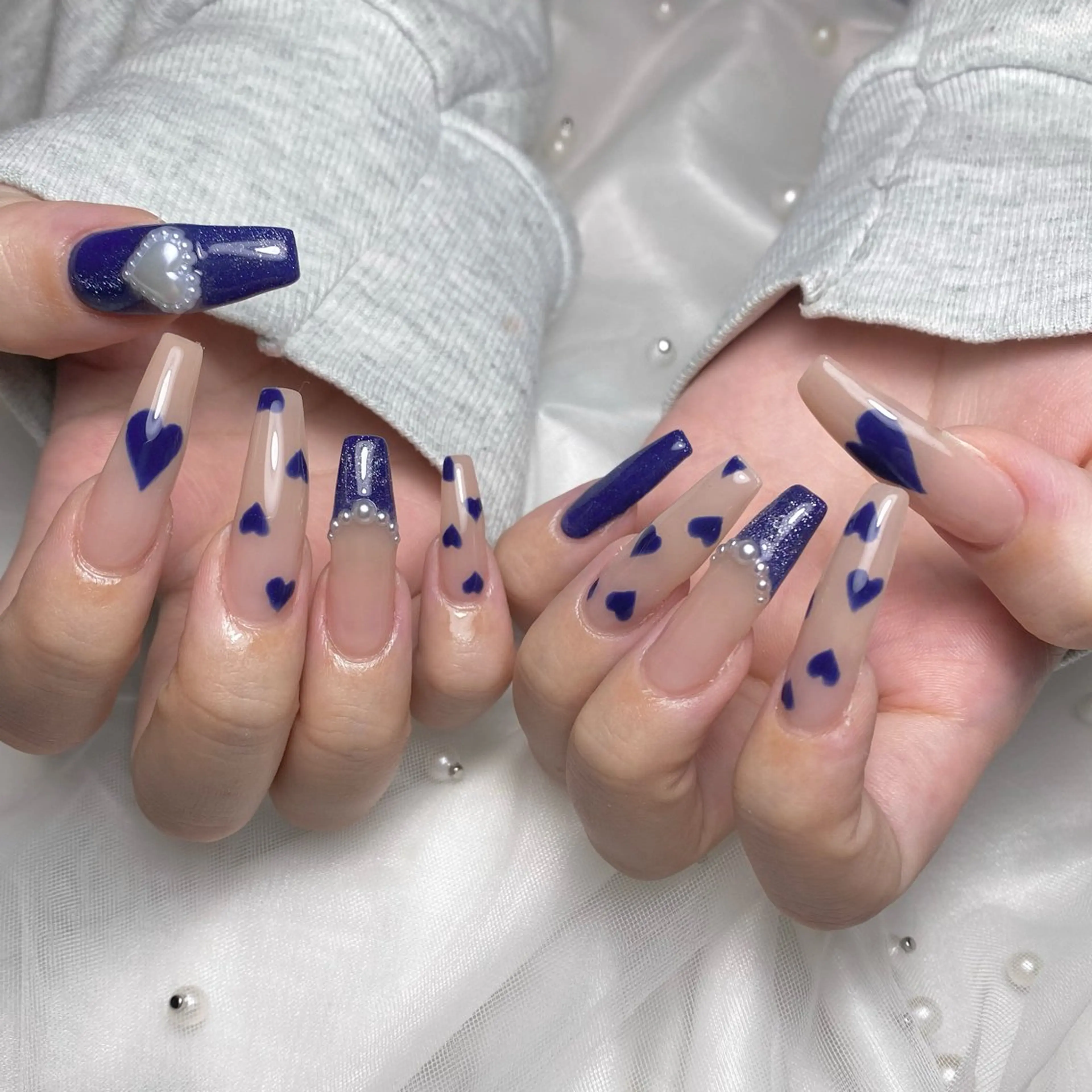 ネイル ハンドネイル Luna 【Li'ame】のネイルデザイン