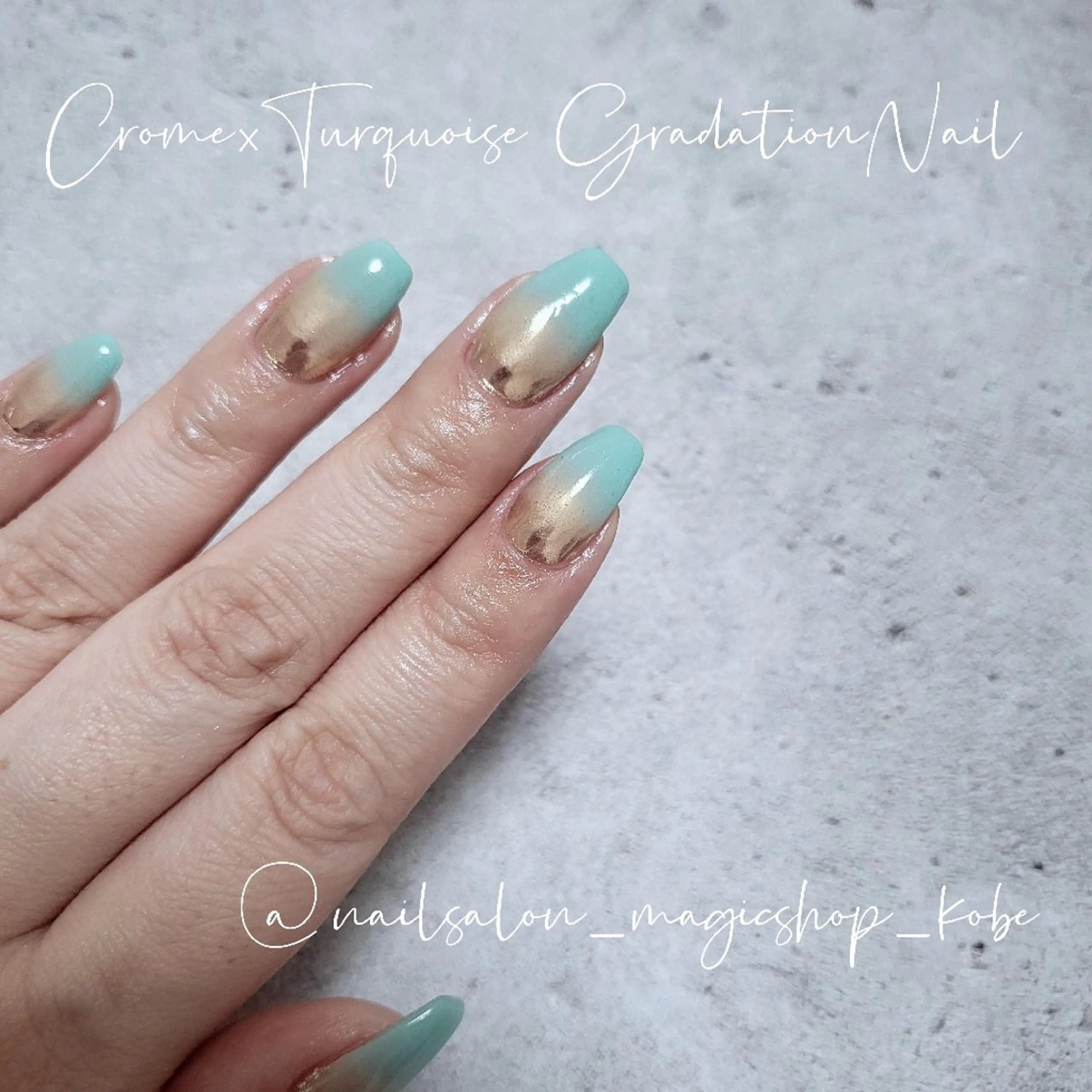 ネイル ジェルネイル ゴールド グラデーション ミラーネイル ソフトジェル ハンドネイル Nailsalon MagicShopのネイルデザイン