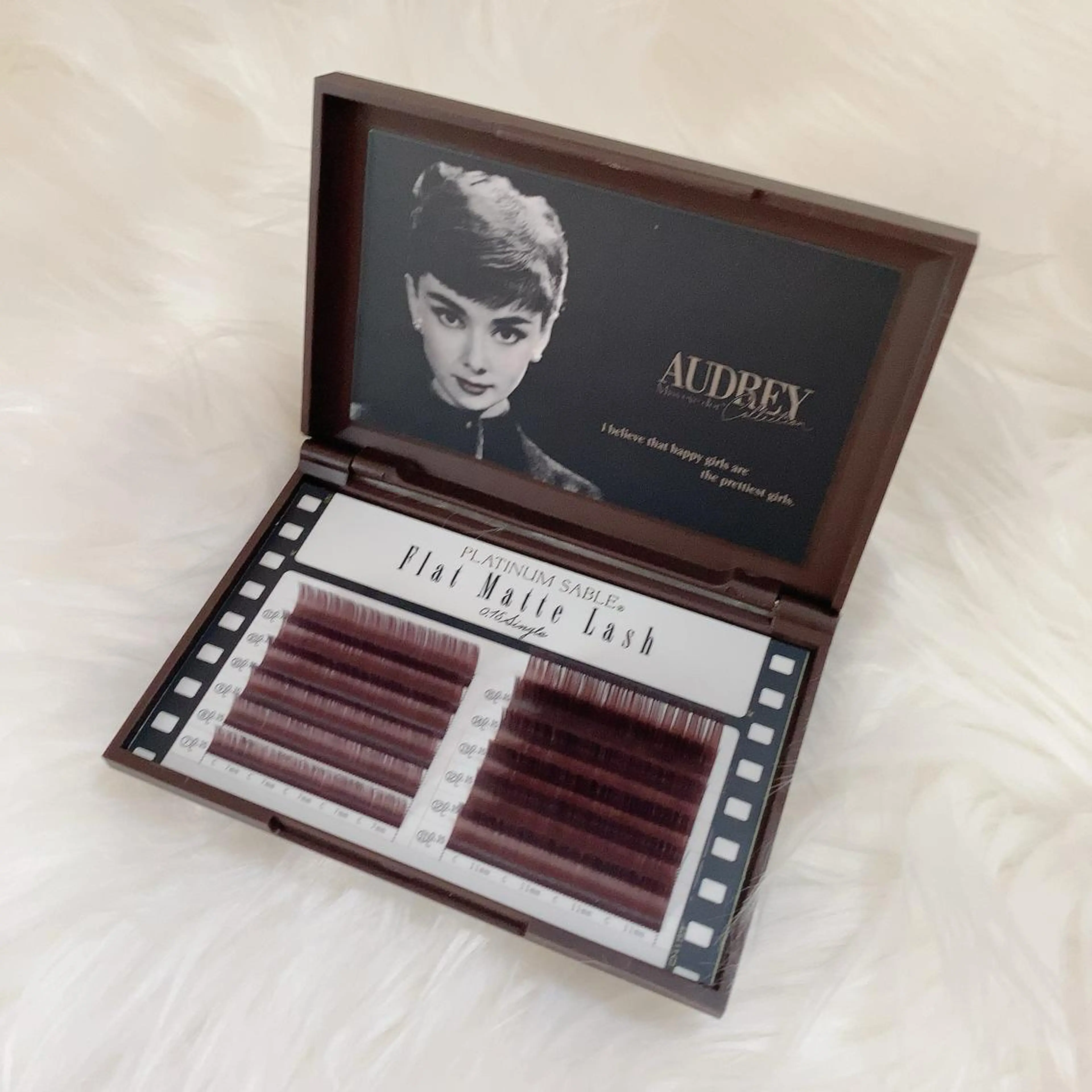 LEDフラットマットラッシュ🪽80本　カラー変更無料🧸オフ無料♪の写真