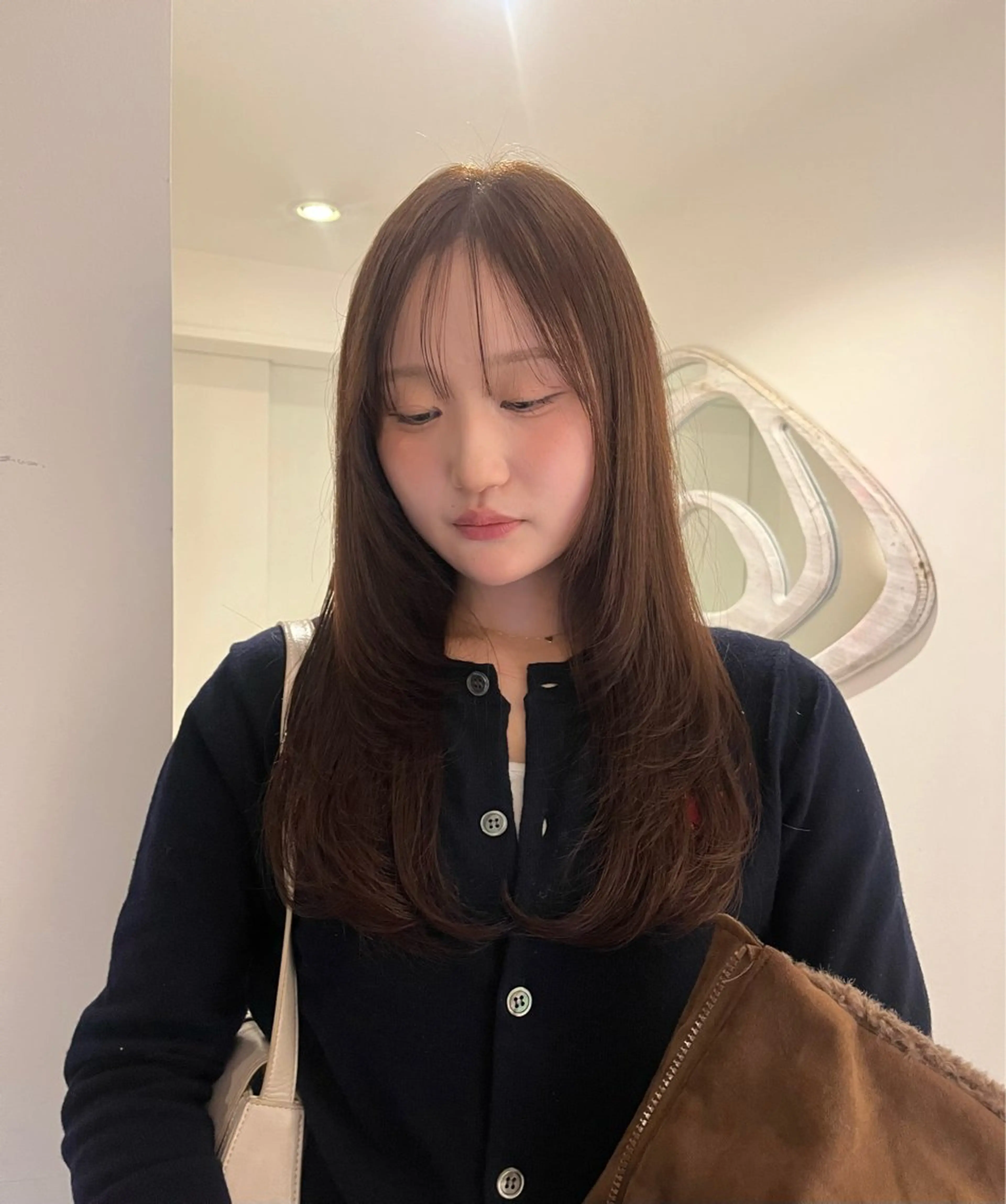 ロング カット ヘアカラー あやか/ベージュ /透け感カラーのヘアスタイル