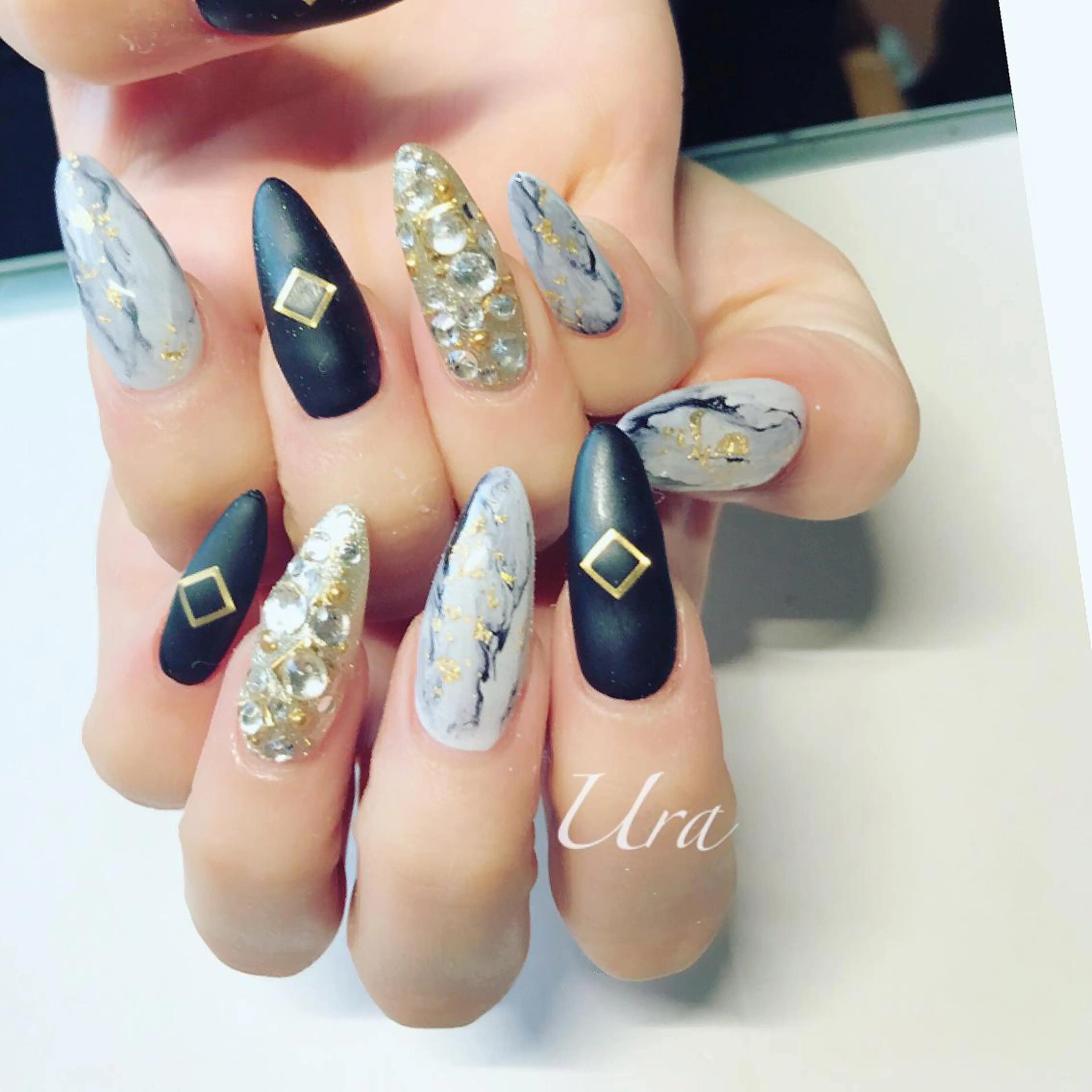 ネイル UrakoNail 《nail》のネイルデザイン