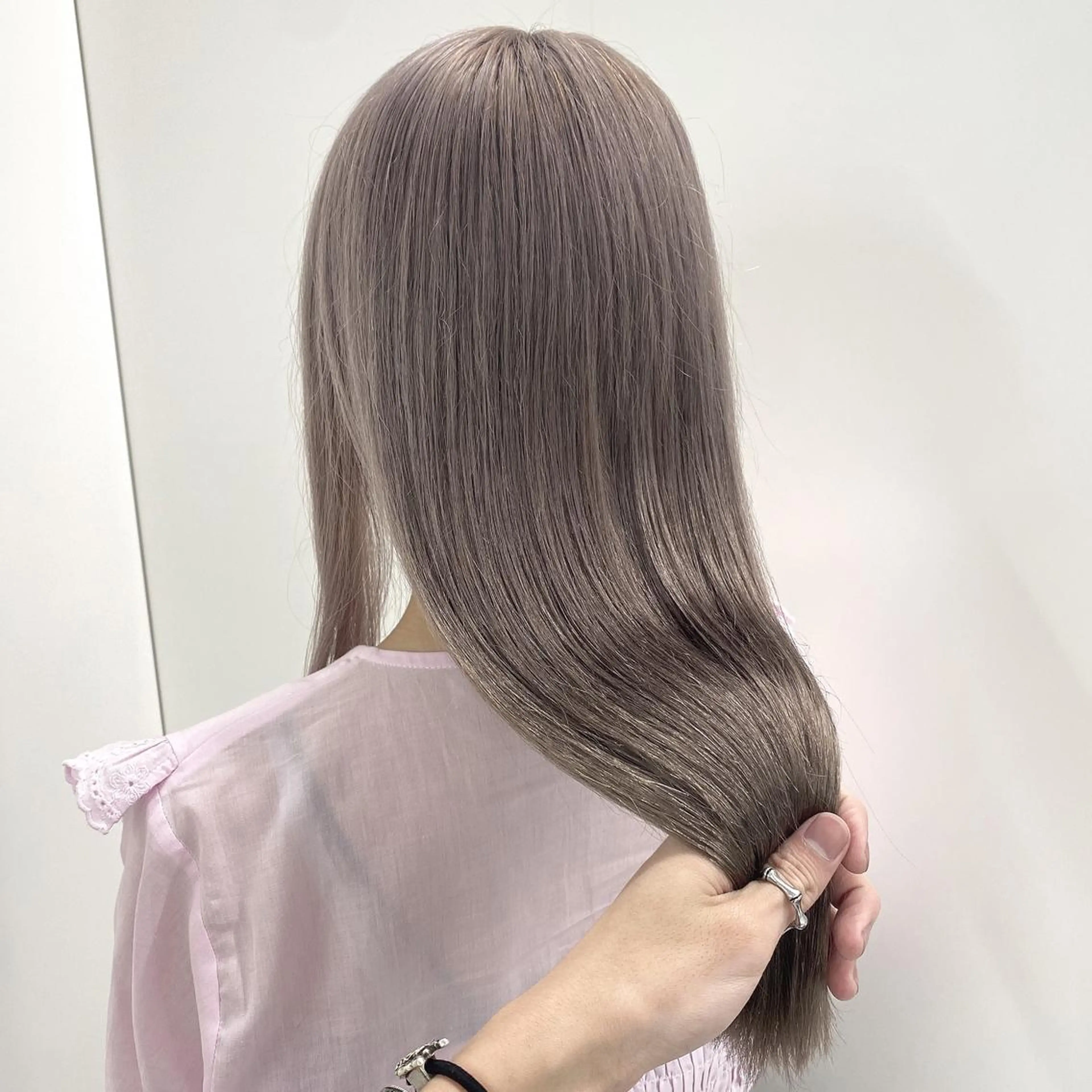 ロング カラー エフェクトブリーチ 🌟前澤啓太朗のヘアスタイル