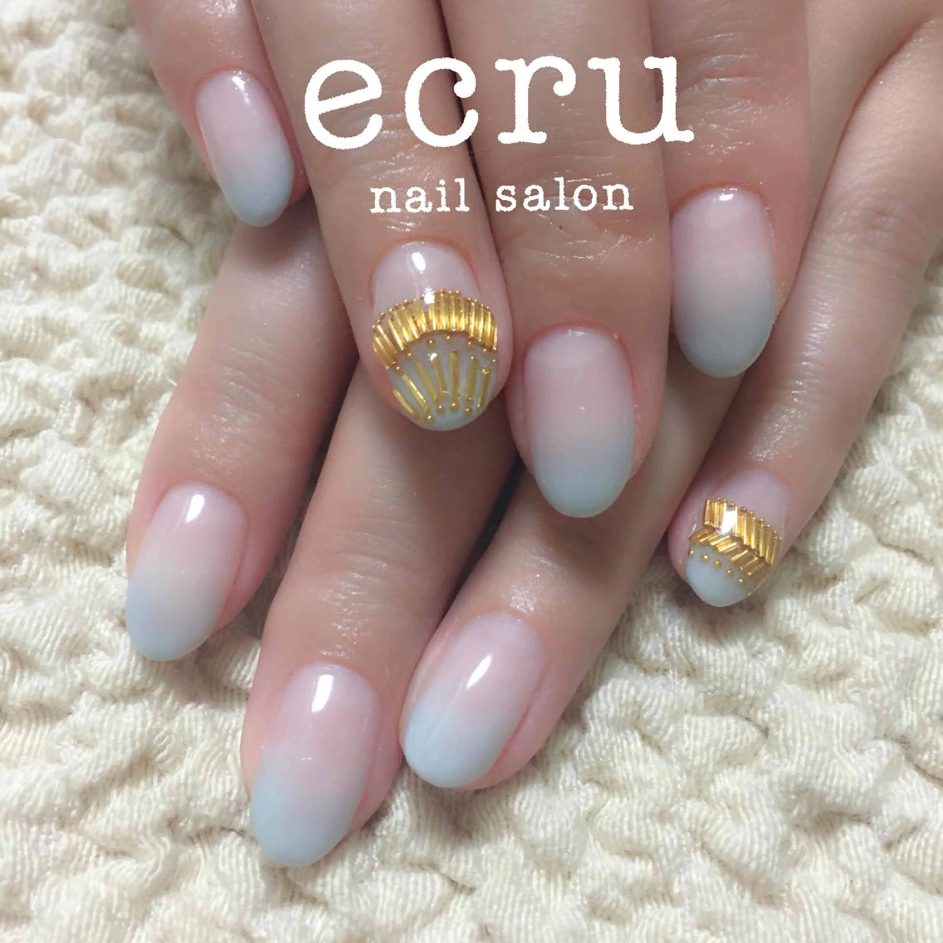 ネイル ジェルネイル グラデーション シンプルネイル ecru nail 長谷川まきのネイルデザイン
