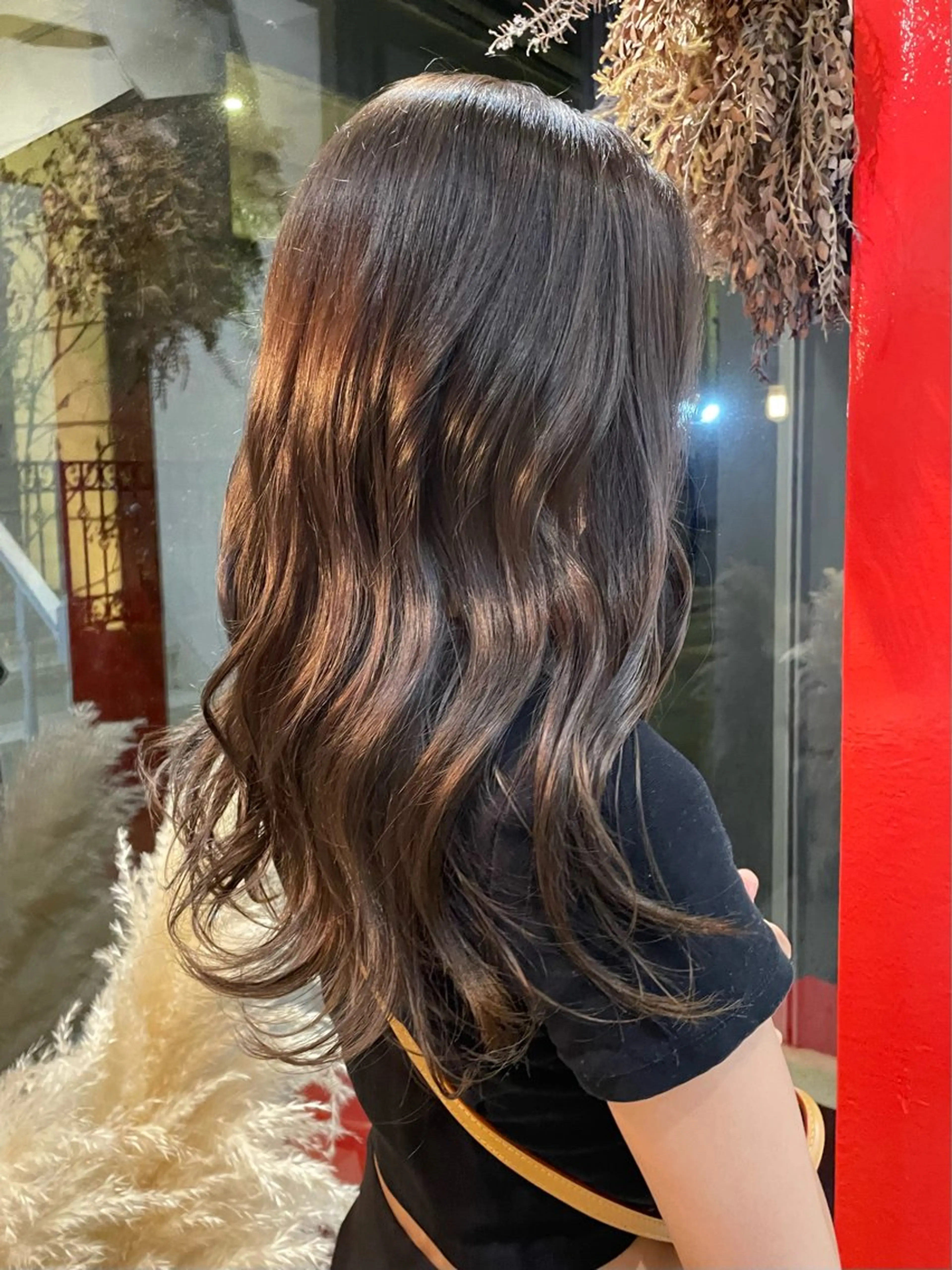 ロング カラー shiro.kobe 森彩華のヘアスタイル