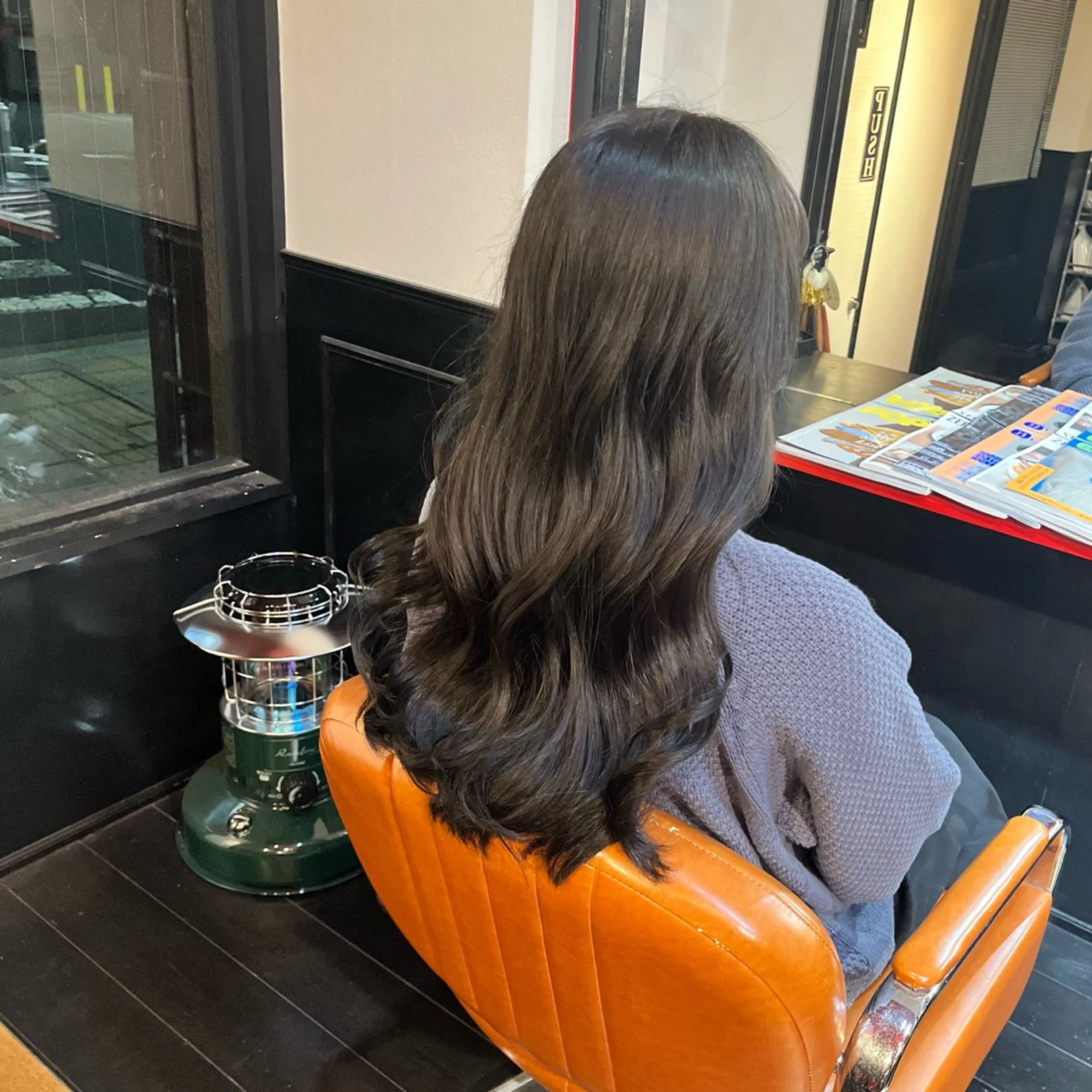 ロング カラー 透明感カラー スズキ リコのヘアスタイル