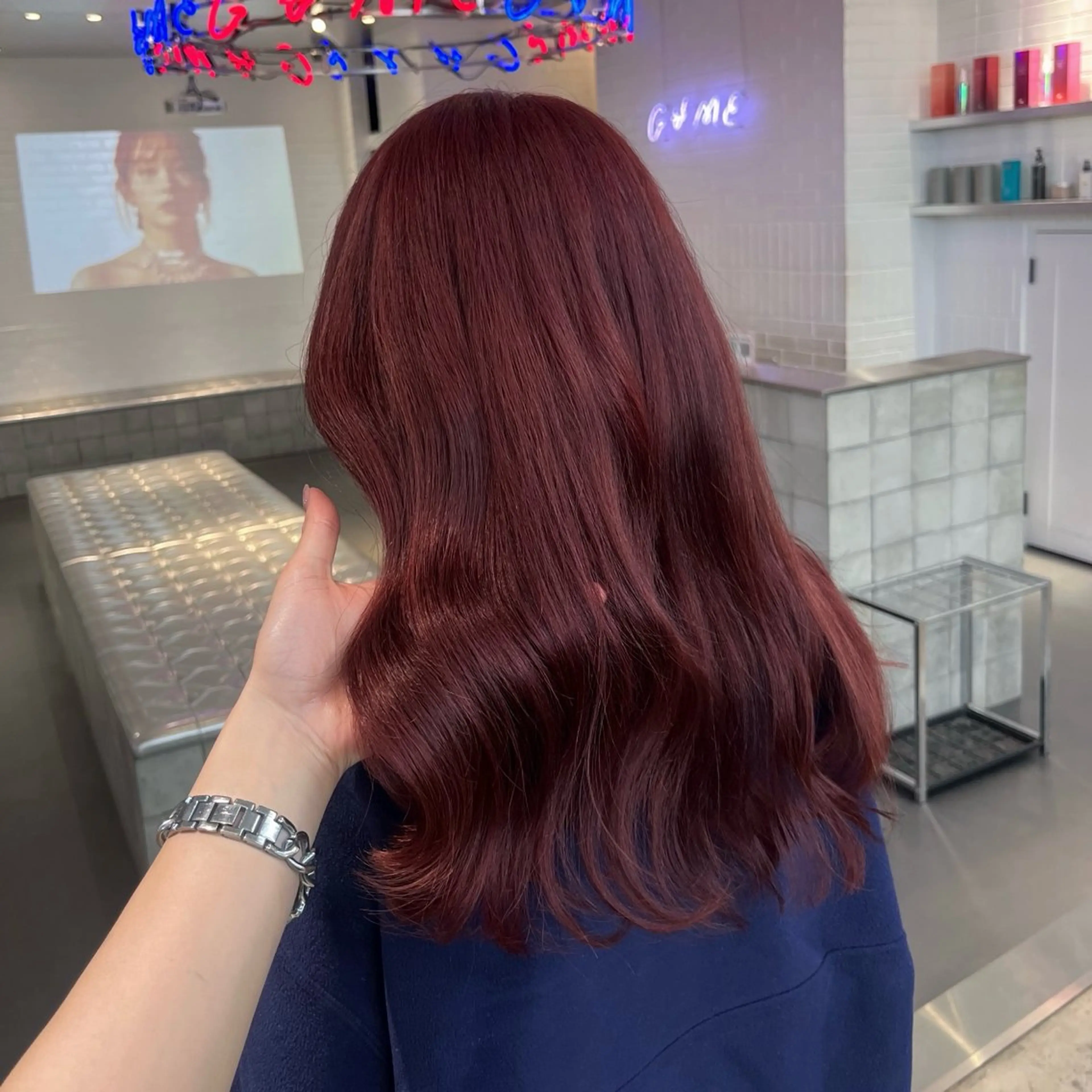 ロング カラー レッドカラー 🍒暖色✖️レイヤー ／Haruna🍒のヘアスタイル