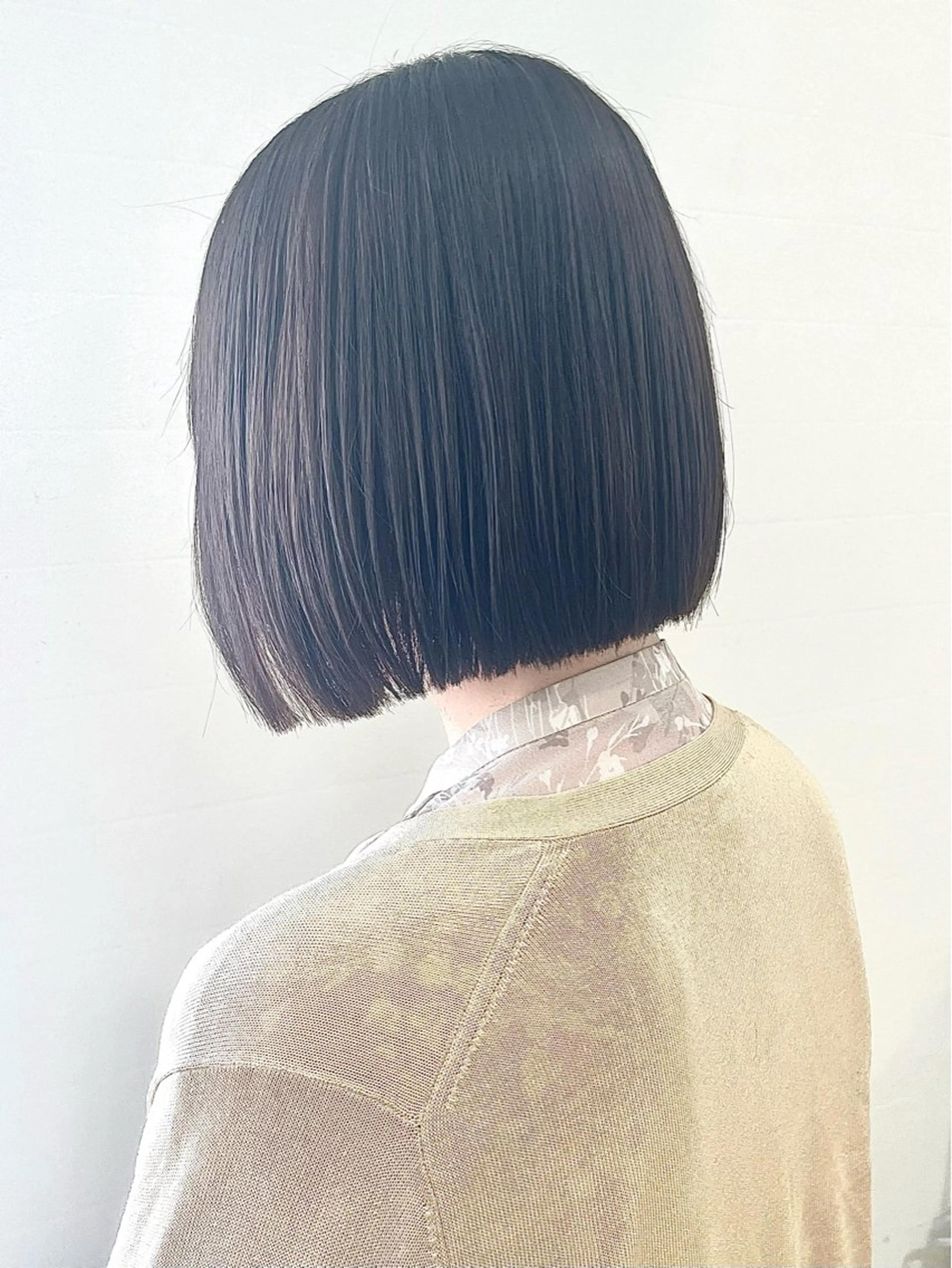 ミディアム 宇佐美/ボブ／ 顔まわりレイヤーのヘアスタイル