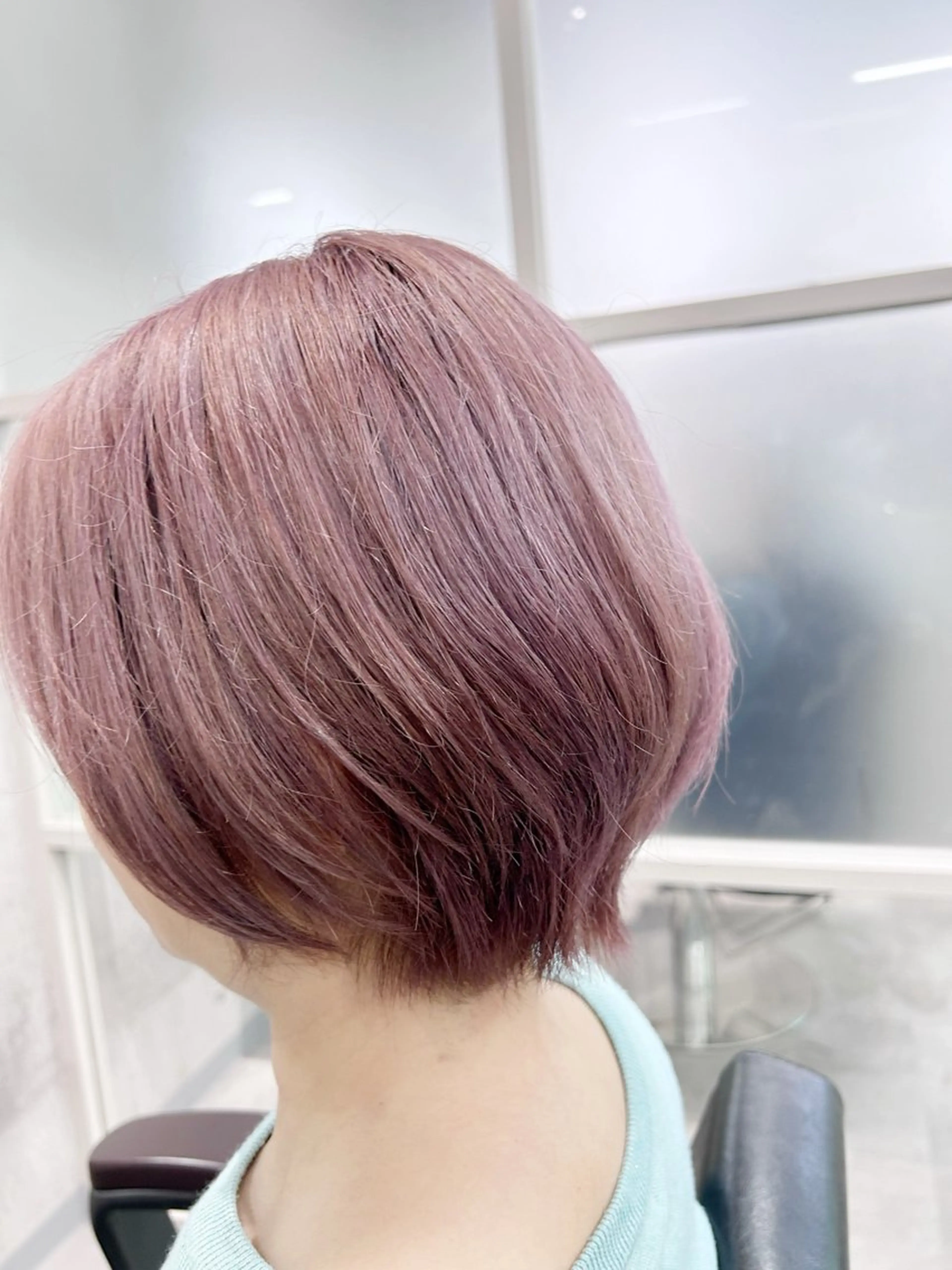 ショート カラー ショートボブ アクアカラー アッシュ アッシュグレー アッシュグレージュ ヘアカラー トリートメント newi赤羽 ✂️KEN✂️のヘアスタイル