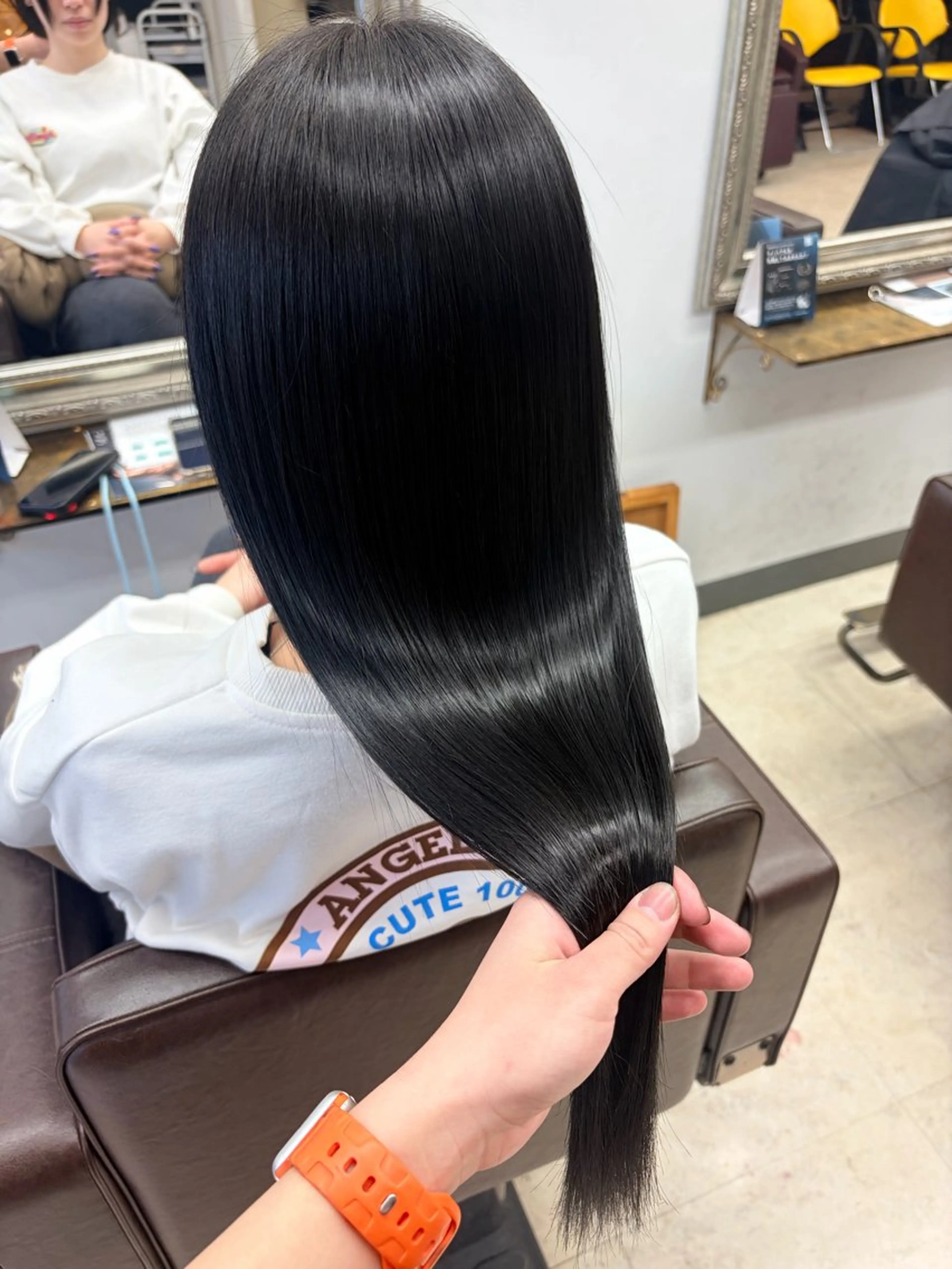 ロング カラー ヘアアレンジ 産休の為お休みです! 小島凜のヘアスタイル