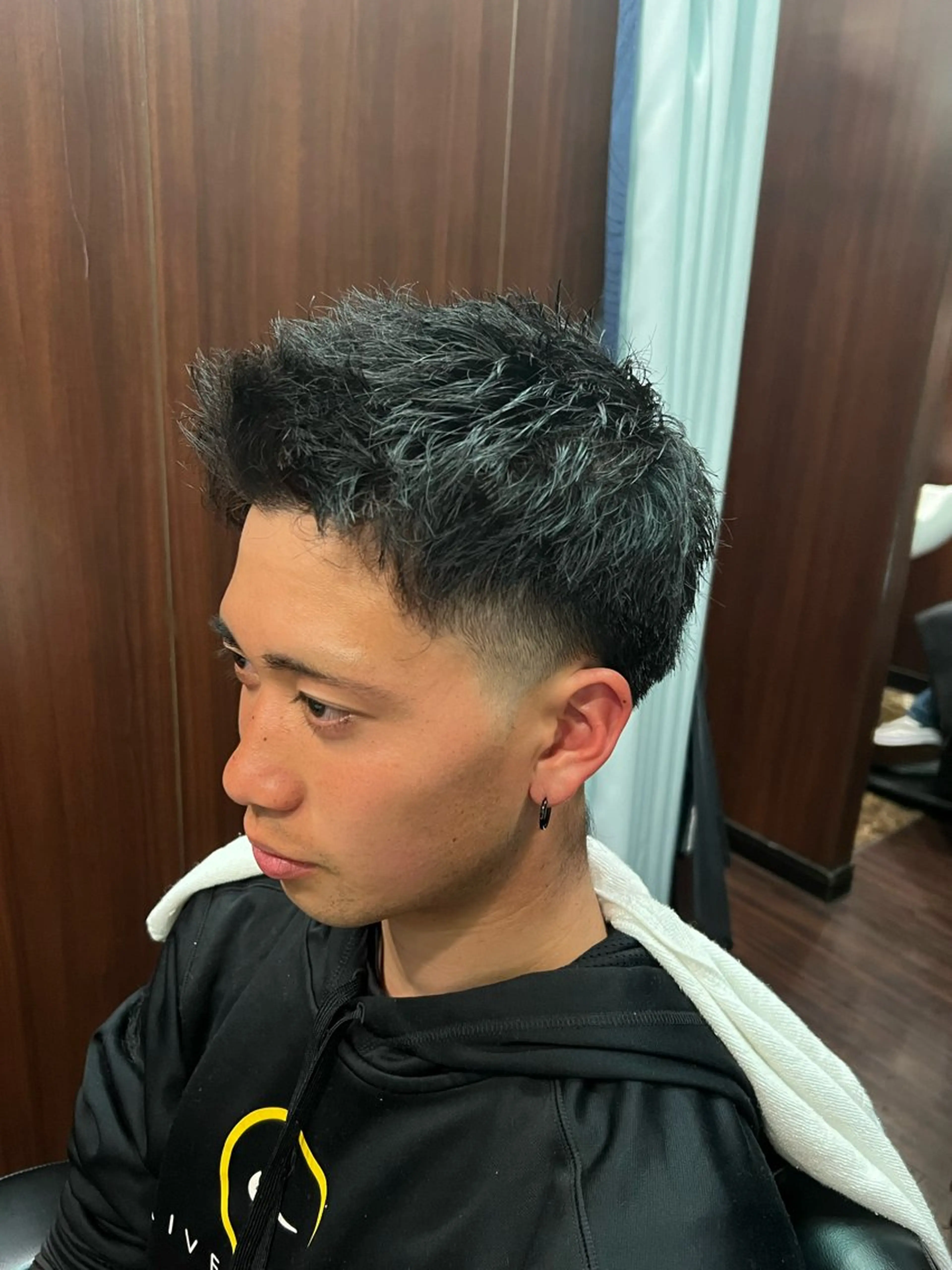 ショート 三枝 寛太のヘアスタイル