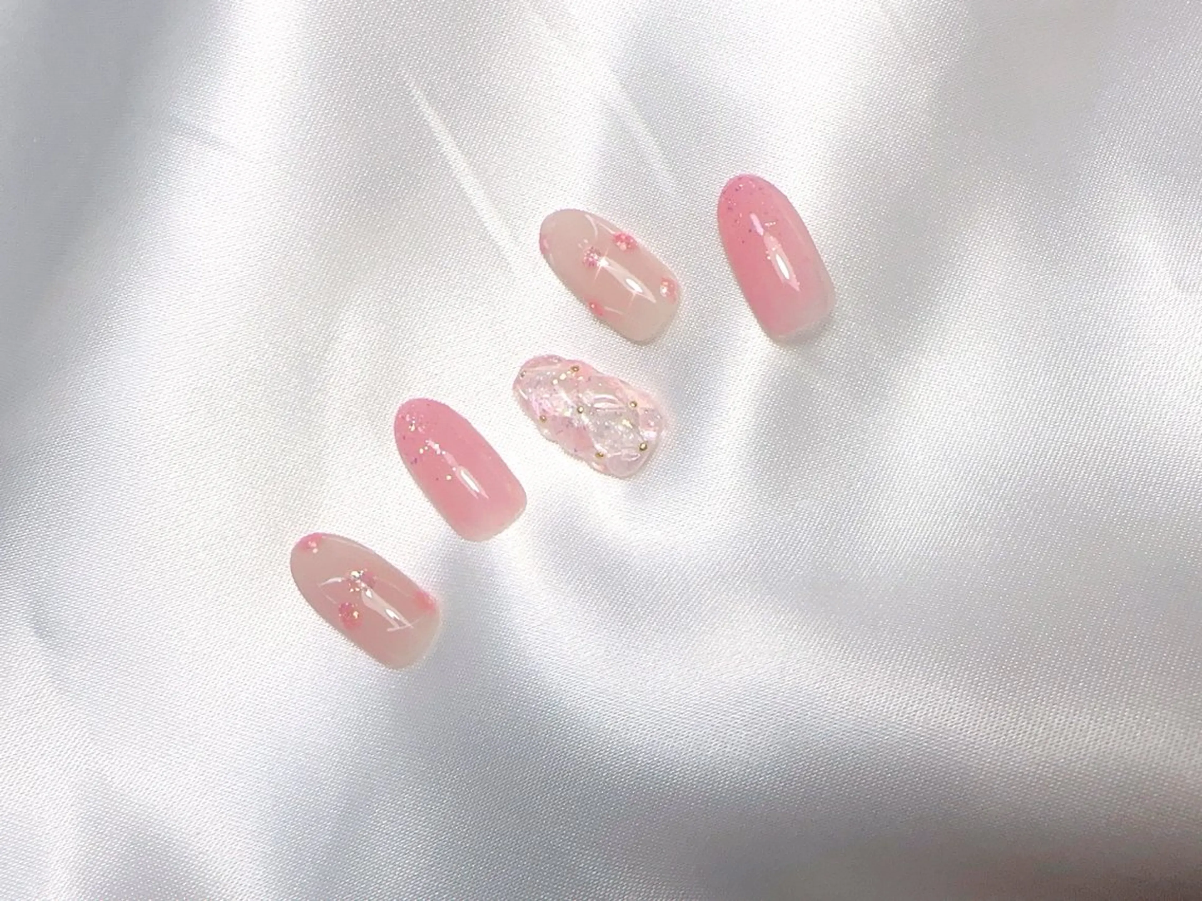 ネイル Cherie PINKのネイルデザイン