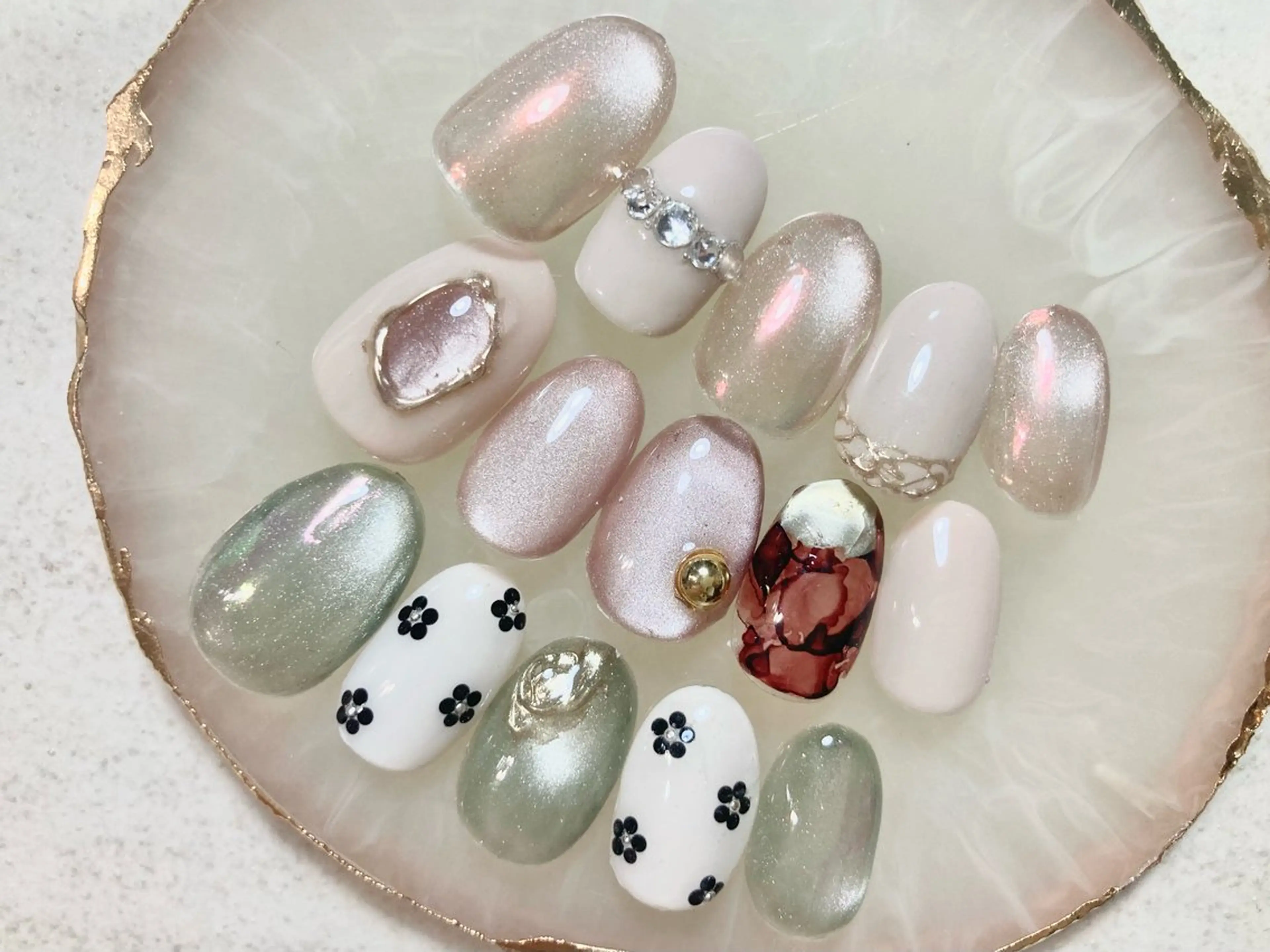 ネイル ハンドネイル sary nailのネイルデザイン