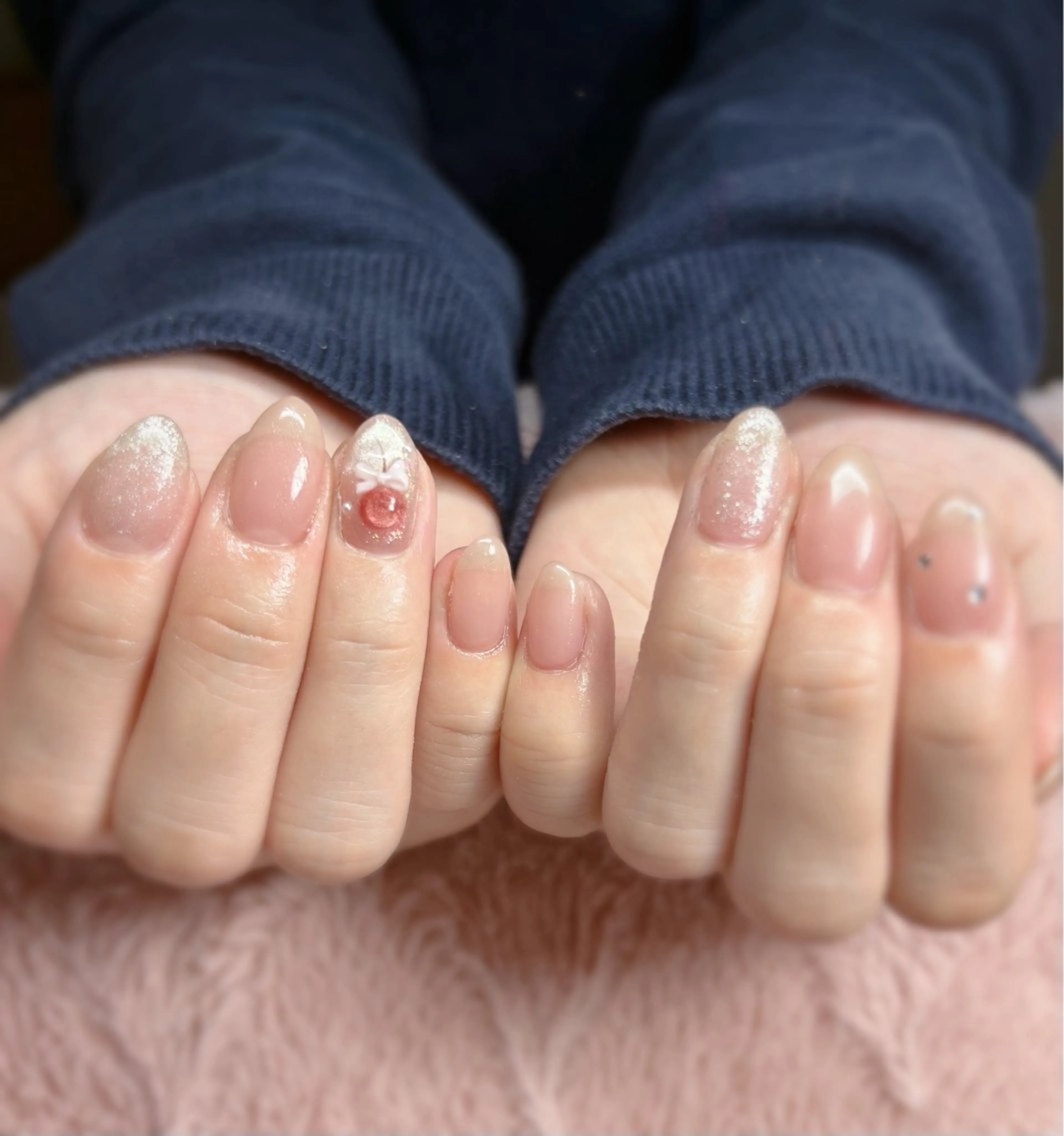 ネイル キラキラネイル ワンカラーネイル ハンドネイル kaho  🧸🎀 RiLionのネイルデザイン