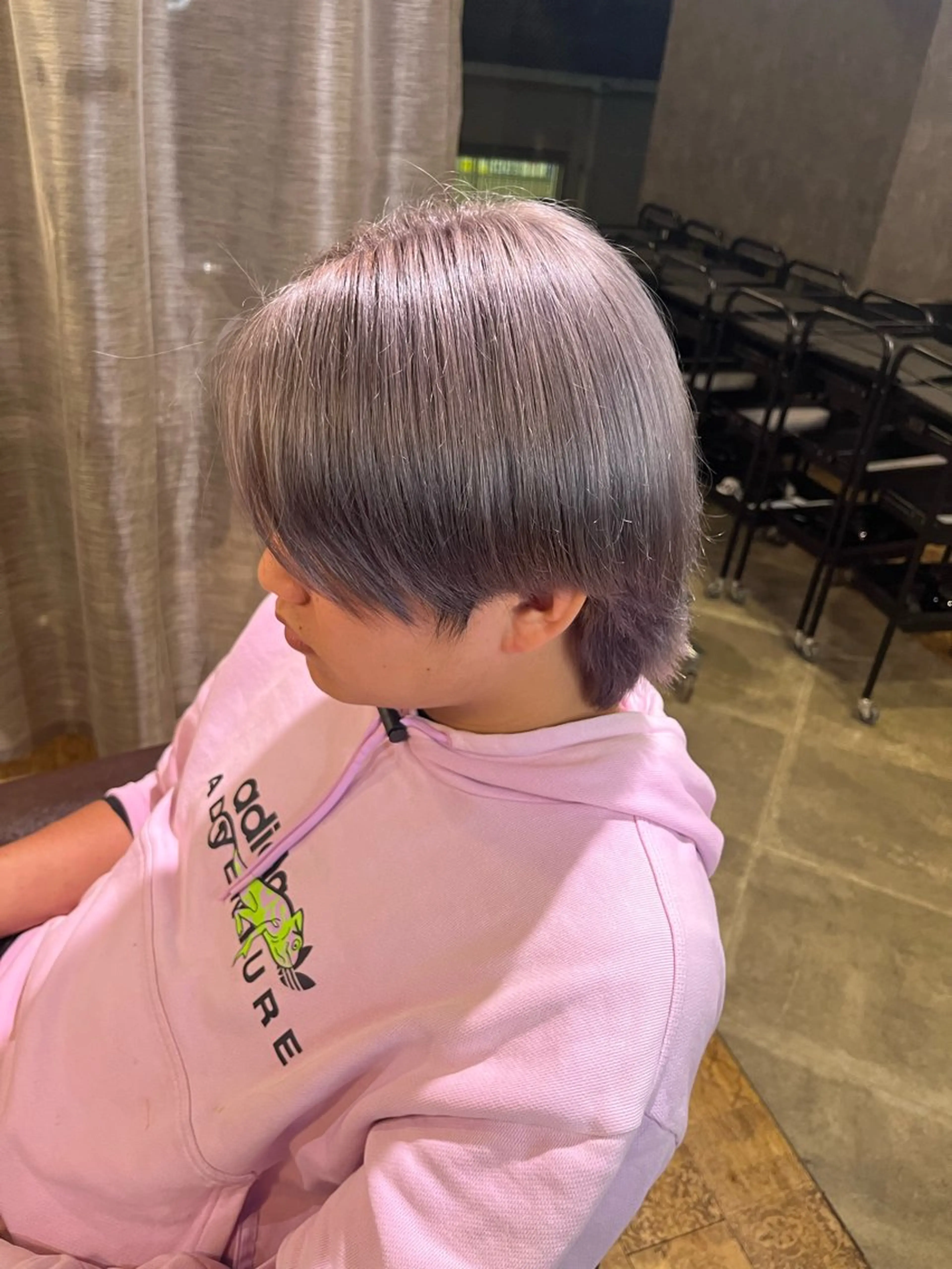 カラー メンズ シルバー 長岡　昂志 2月空きありますのヘアスタイル