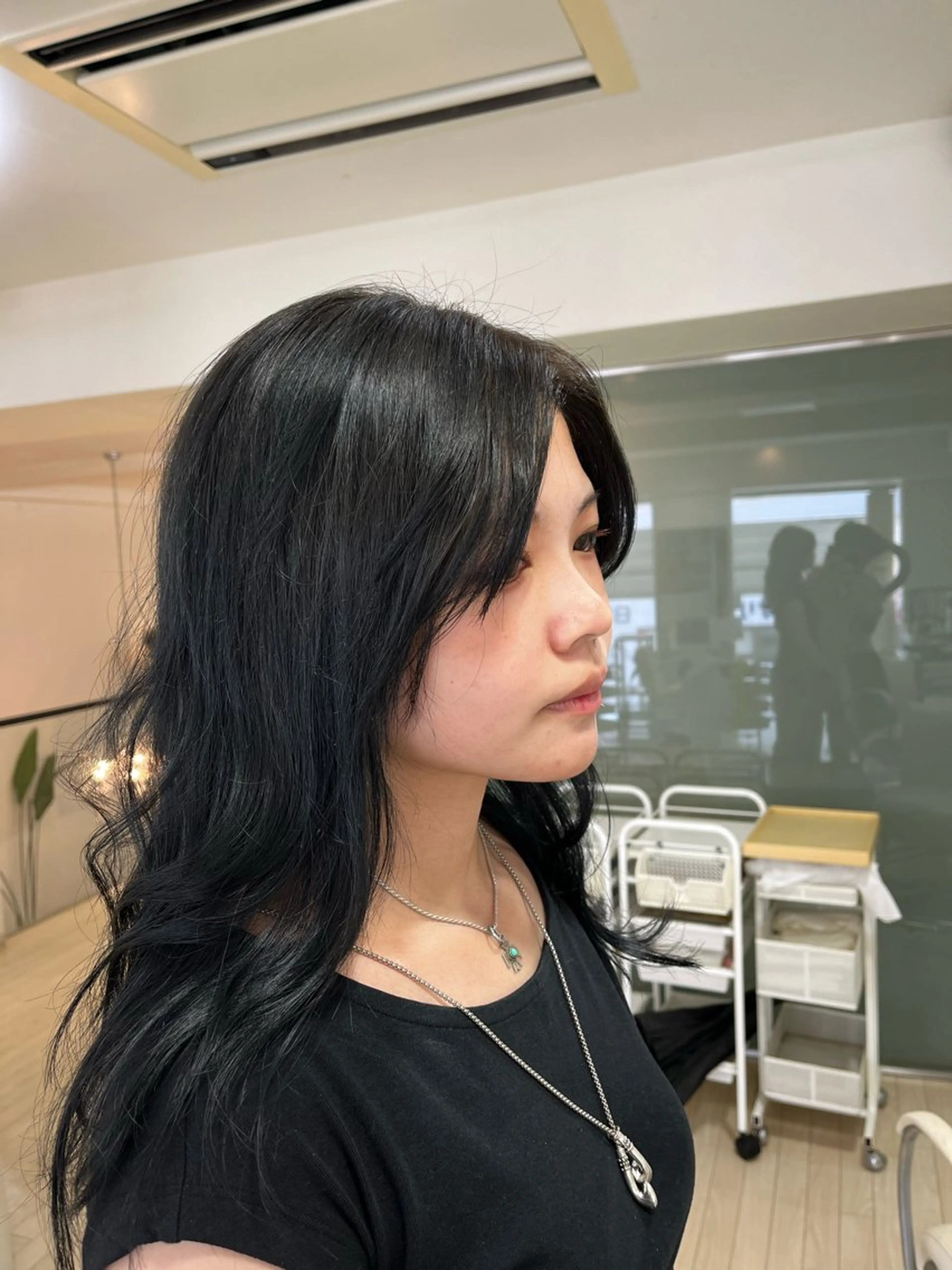 セミロング A'SHU.F所属・神崎 一洋のヘアスタイル