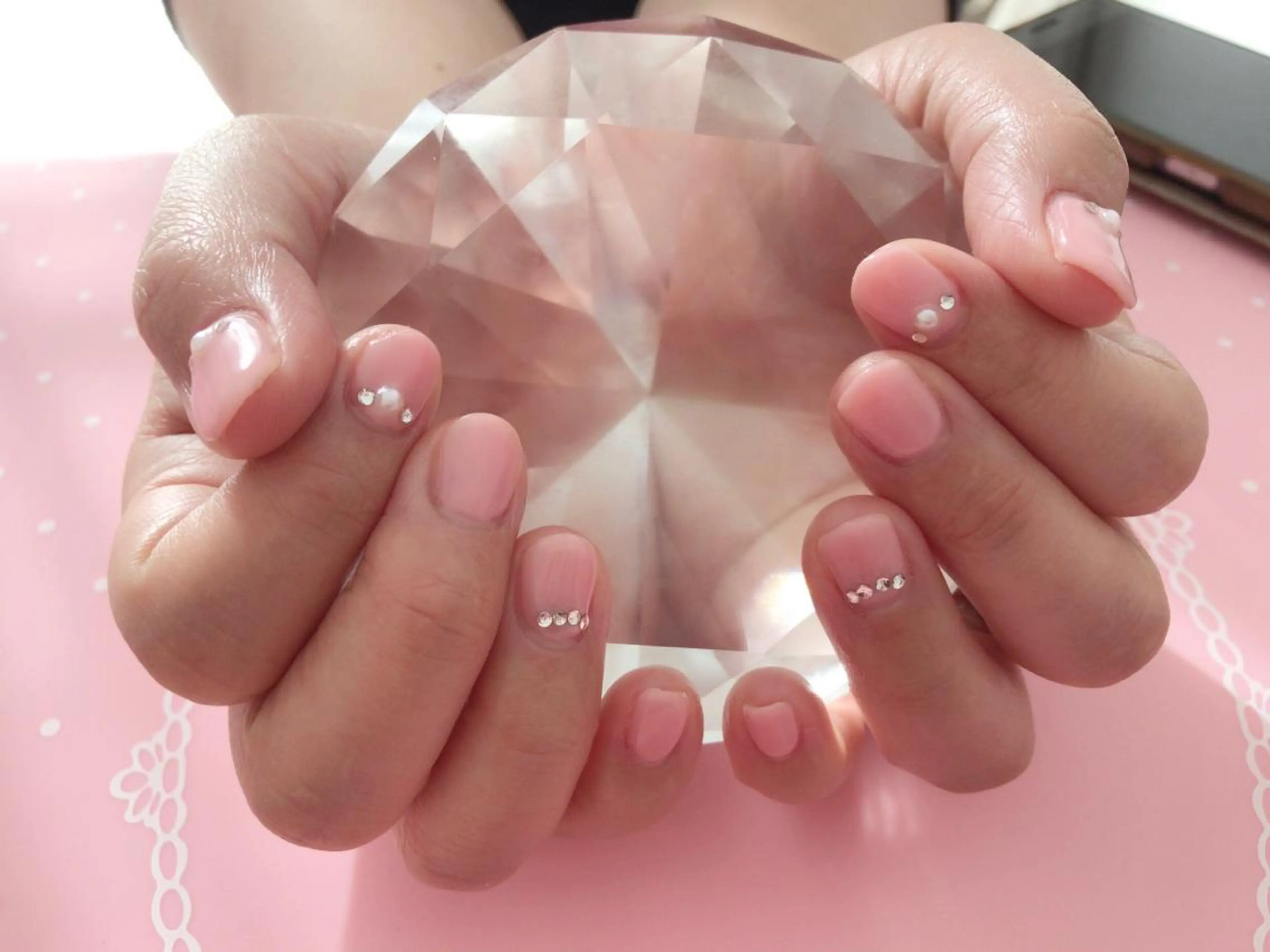 ネイル アートネイル ピンク ストーンネイル その他(ネイル) エース ネイルのネイルデザイン