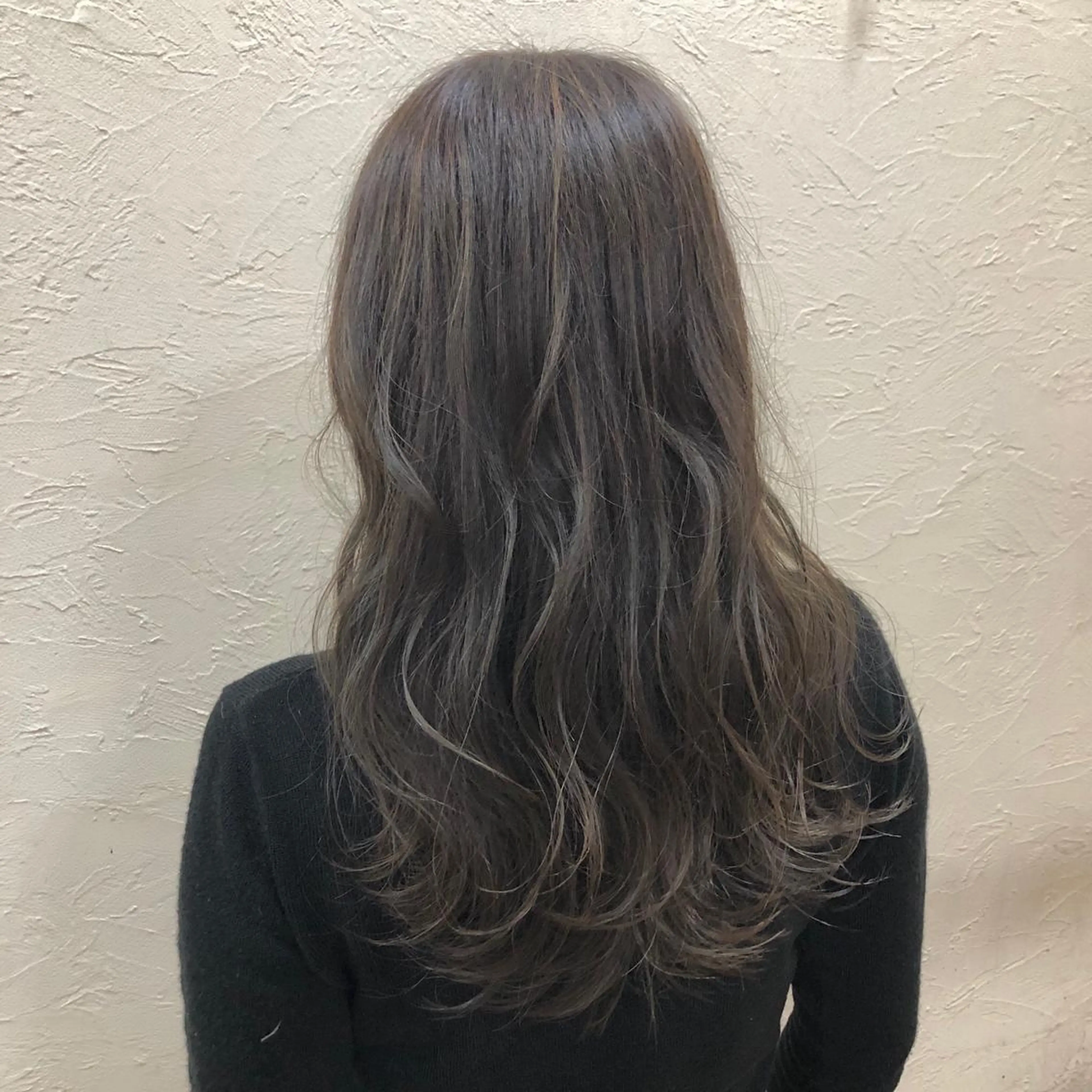 ロング カラー ハイライトカラー ハイライト カット ヘアカラー トリートメント ENIF ヤマグチアツコのヘアスタイル