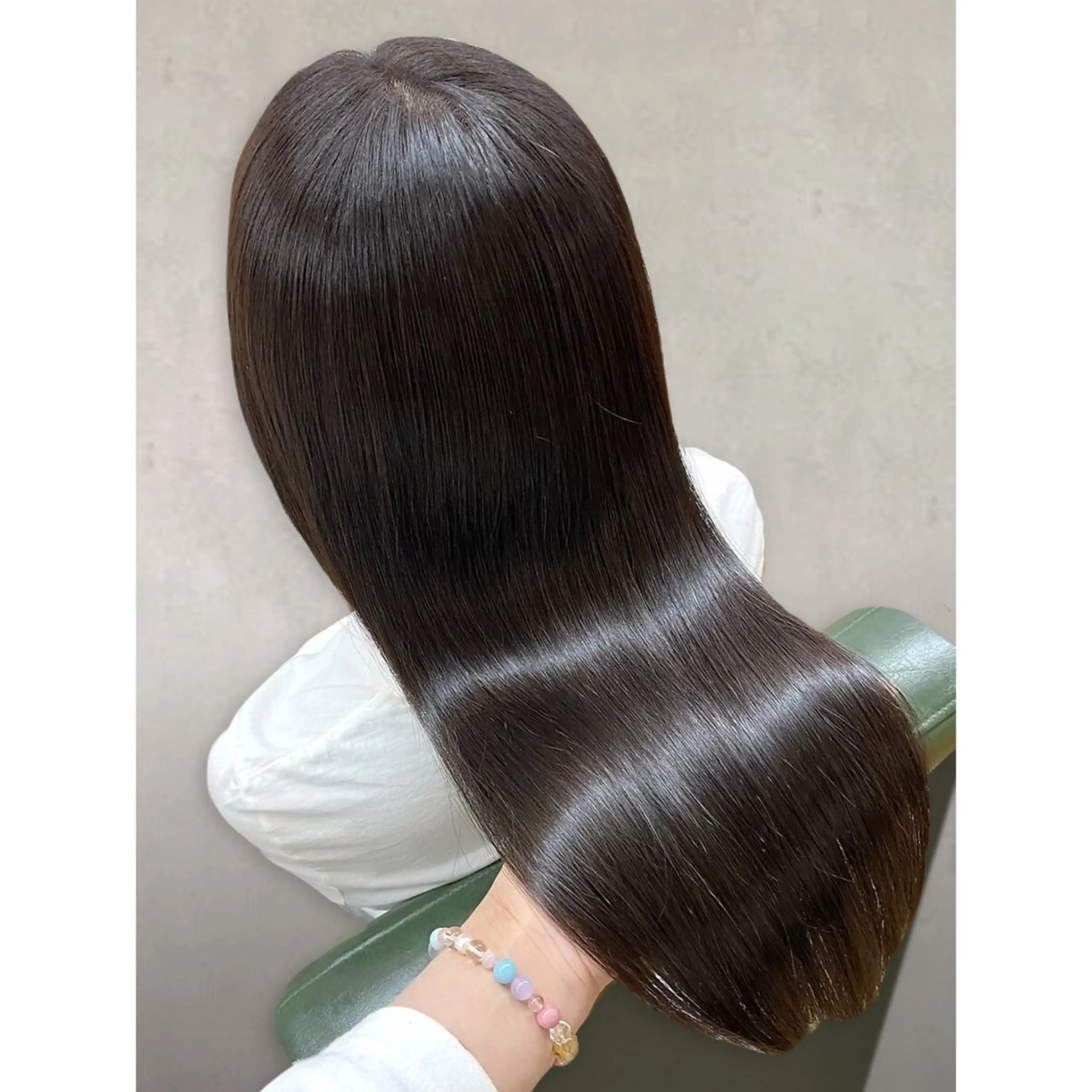 ロング カット 縮毛矯正 トリートメント 和田 魁 【店長】のヘアスタイル