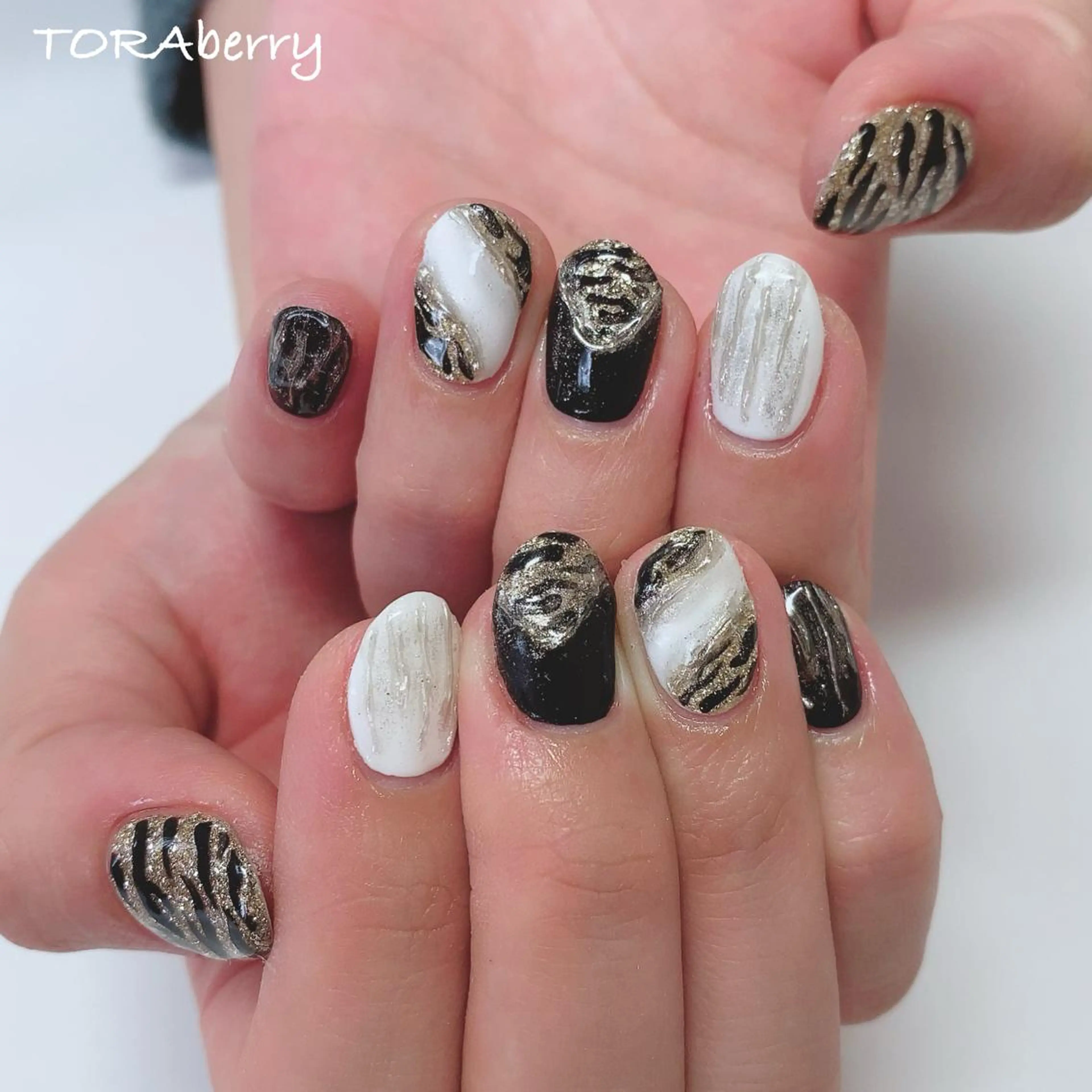 ネイル ハンドネイル ネイリスト なつみのネイルデザイン