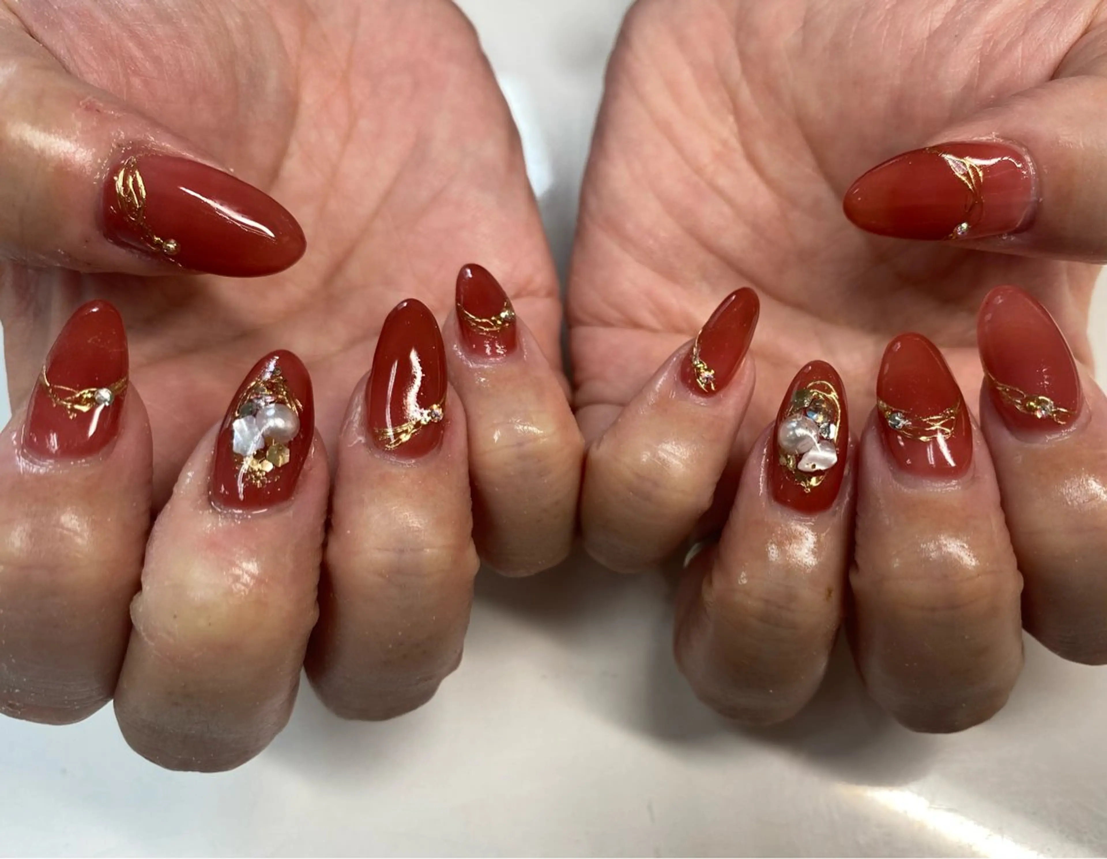 ネイル フットネイル フレンチネイル グラデーション キラキラネイル 韓国ネイル okada kannaのネイルデザイン