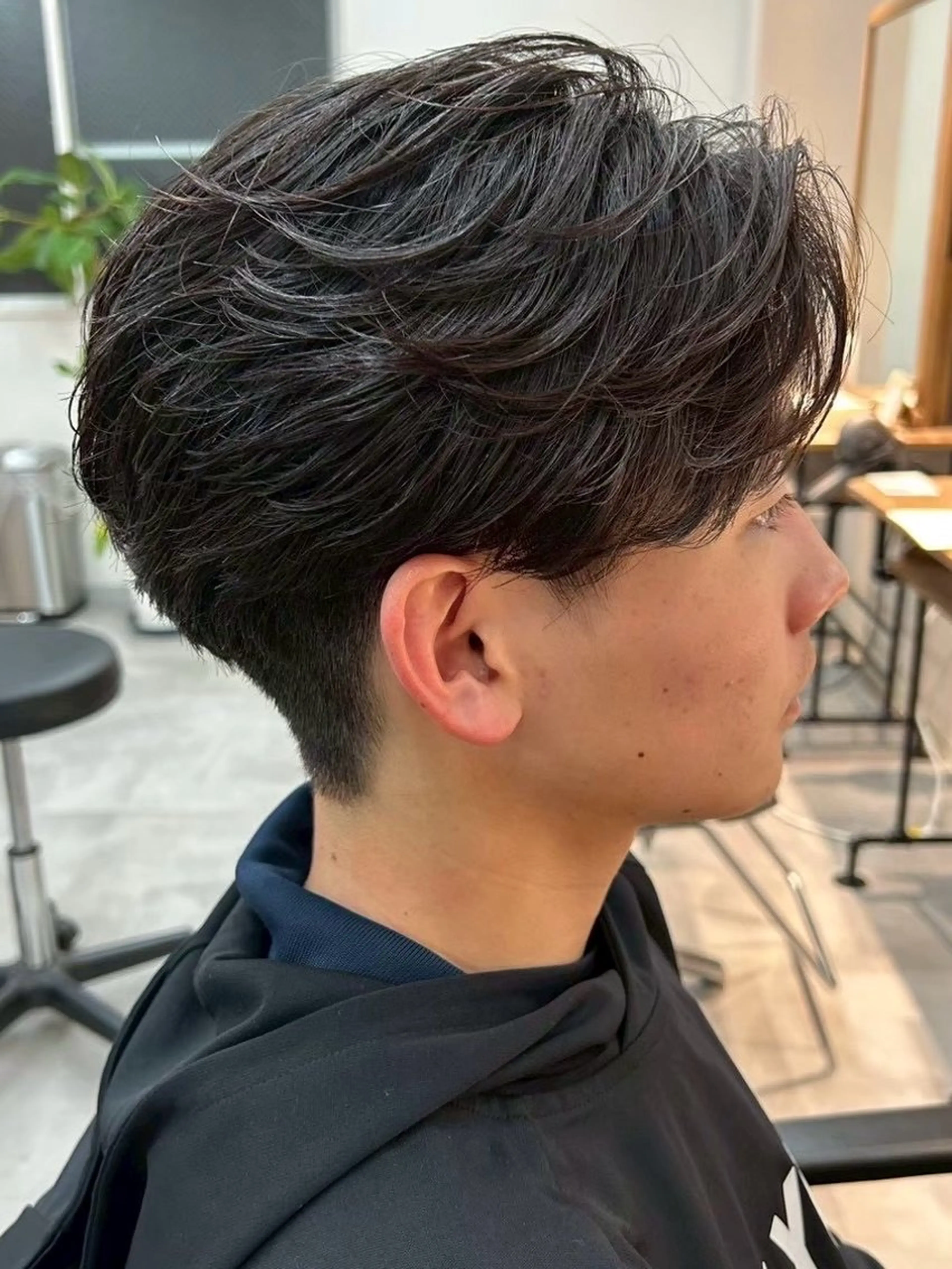 ミディアム メンズパーマ特化 /メンズ支持率◎のヘアスタイル