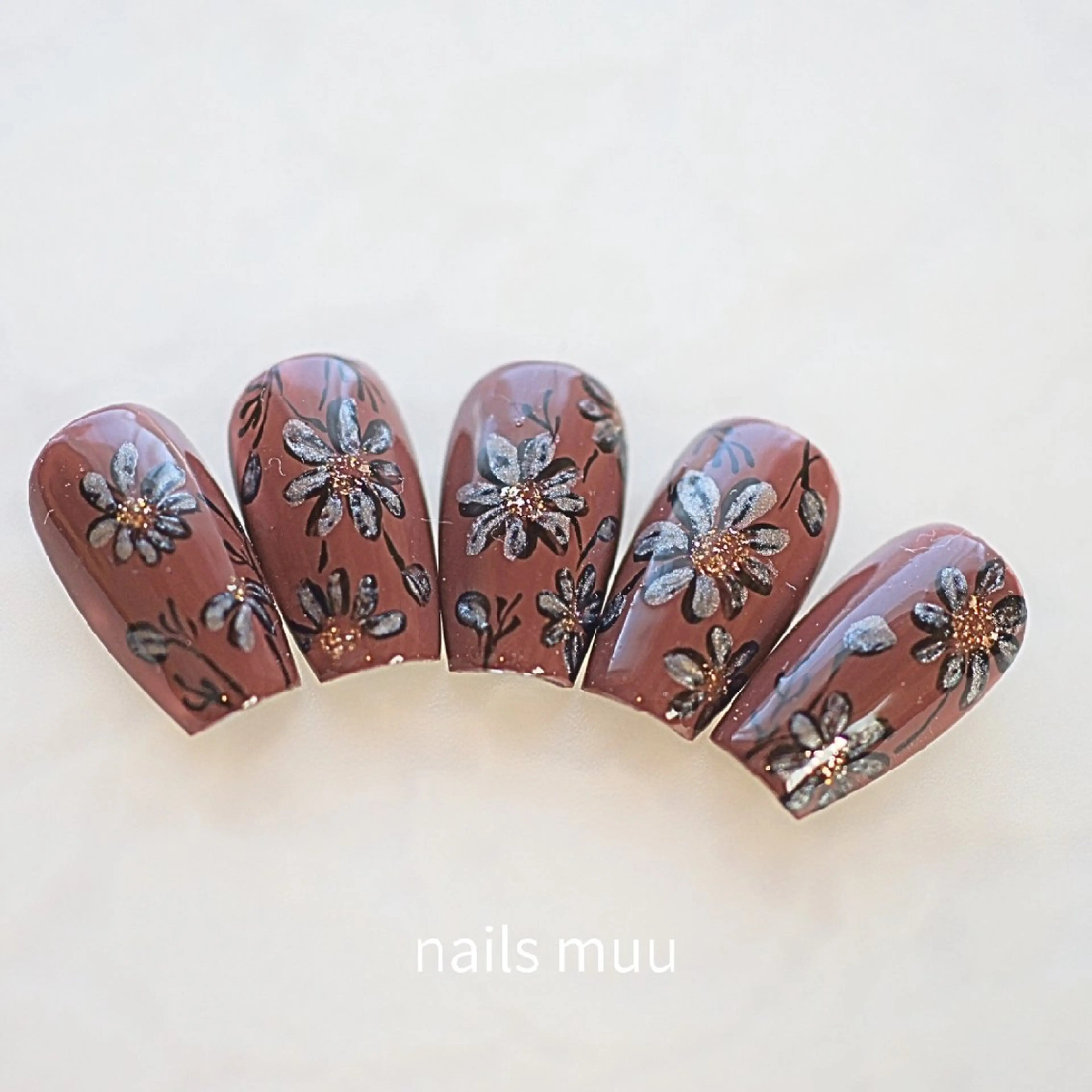 ネイル ハンドネイル nails muu まゆのネイルデザイン