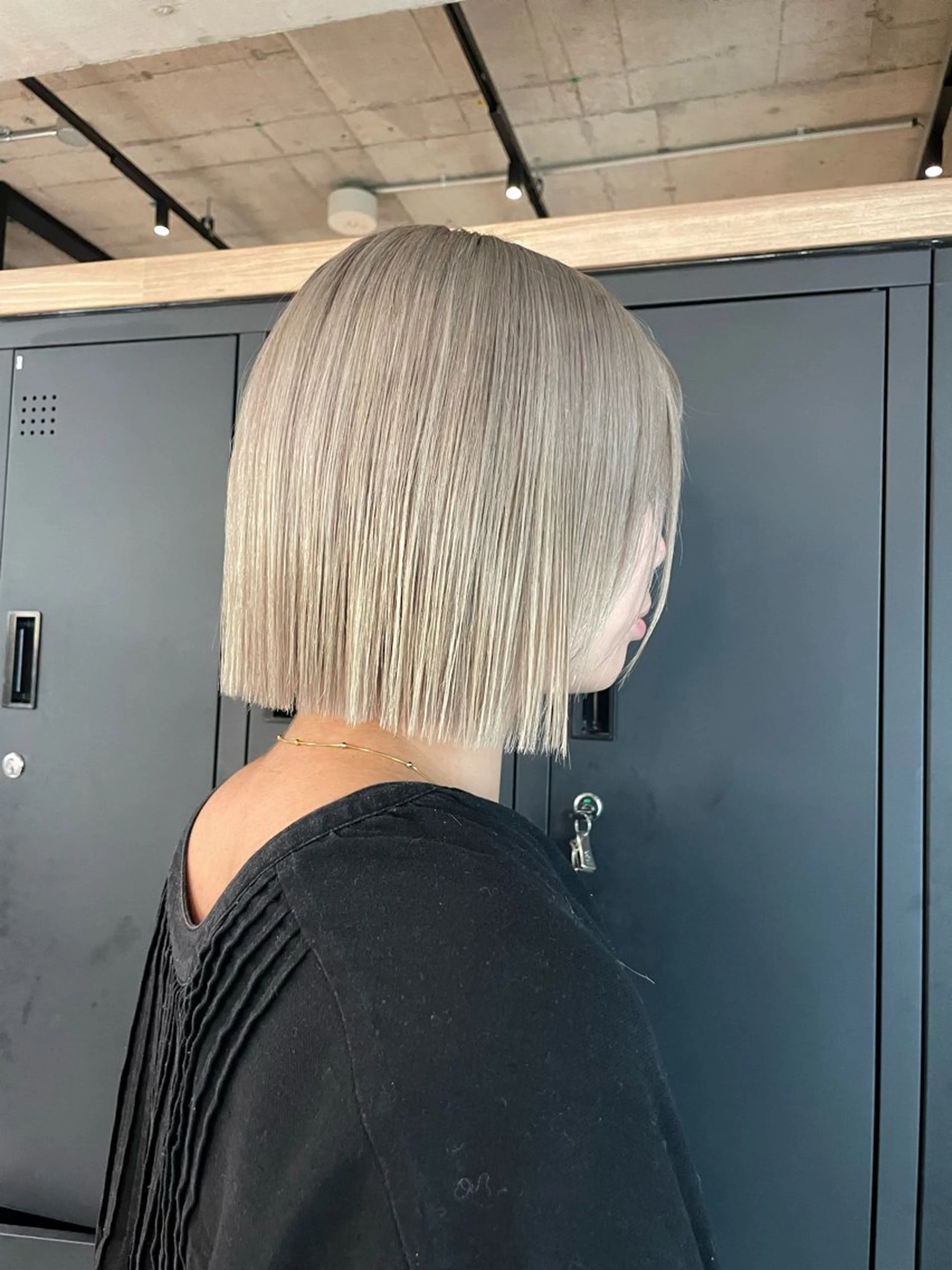 ミディアム 🫧ハイライトカラー 🫧 𝓜𝓘𝓤のヘアスタイル