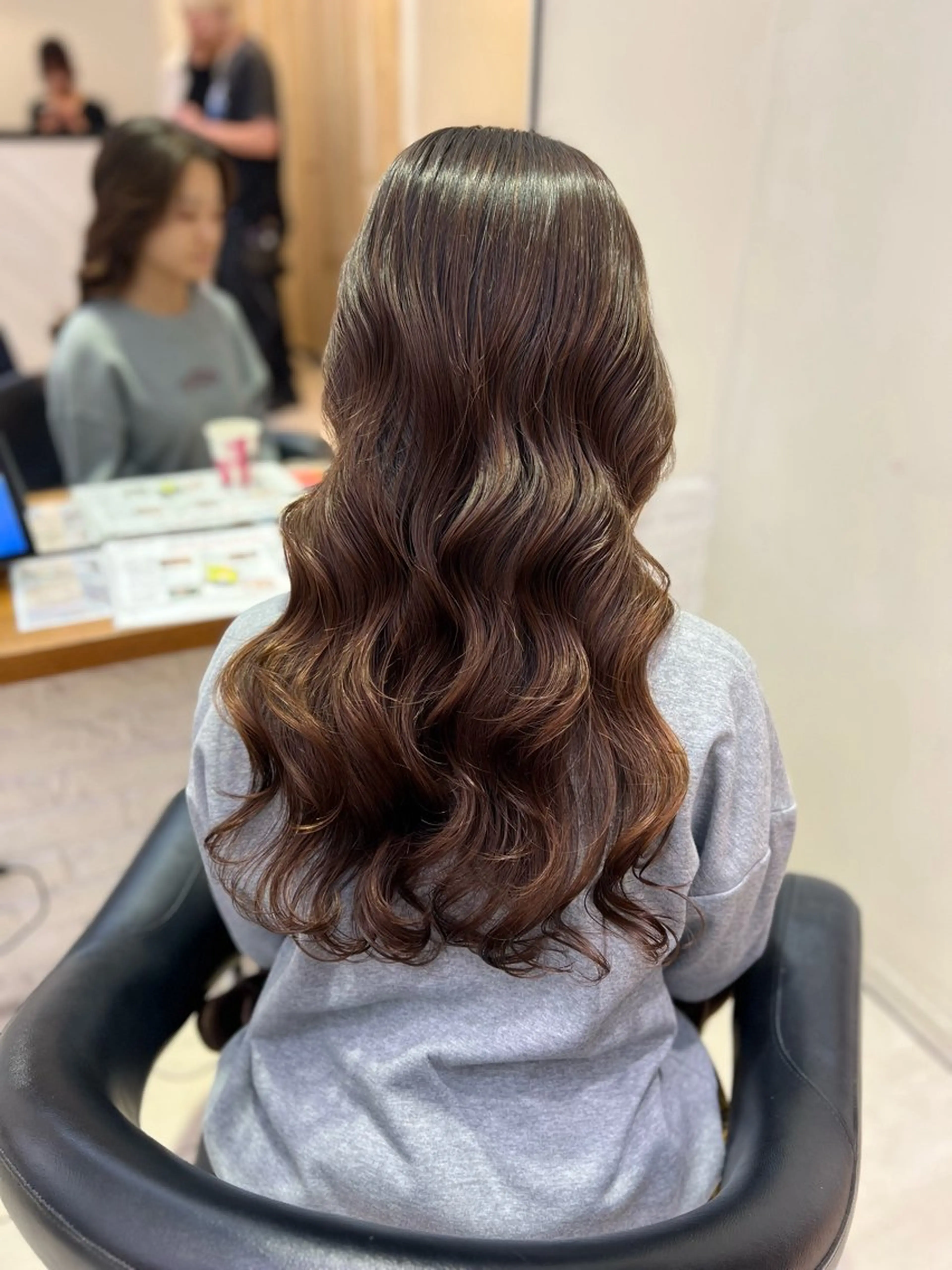 ロング カット パーマ 🌙コテ巻き風パーマ 🌙菜月のヘアスタイル