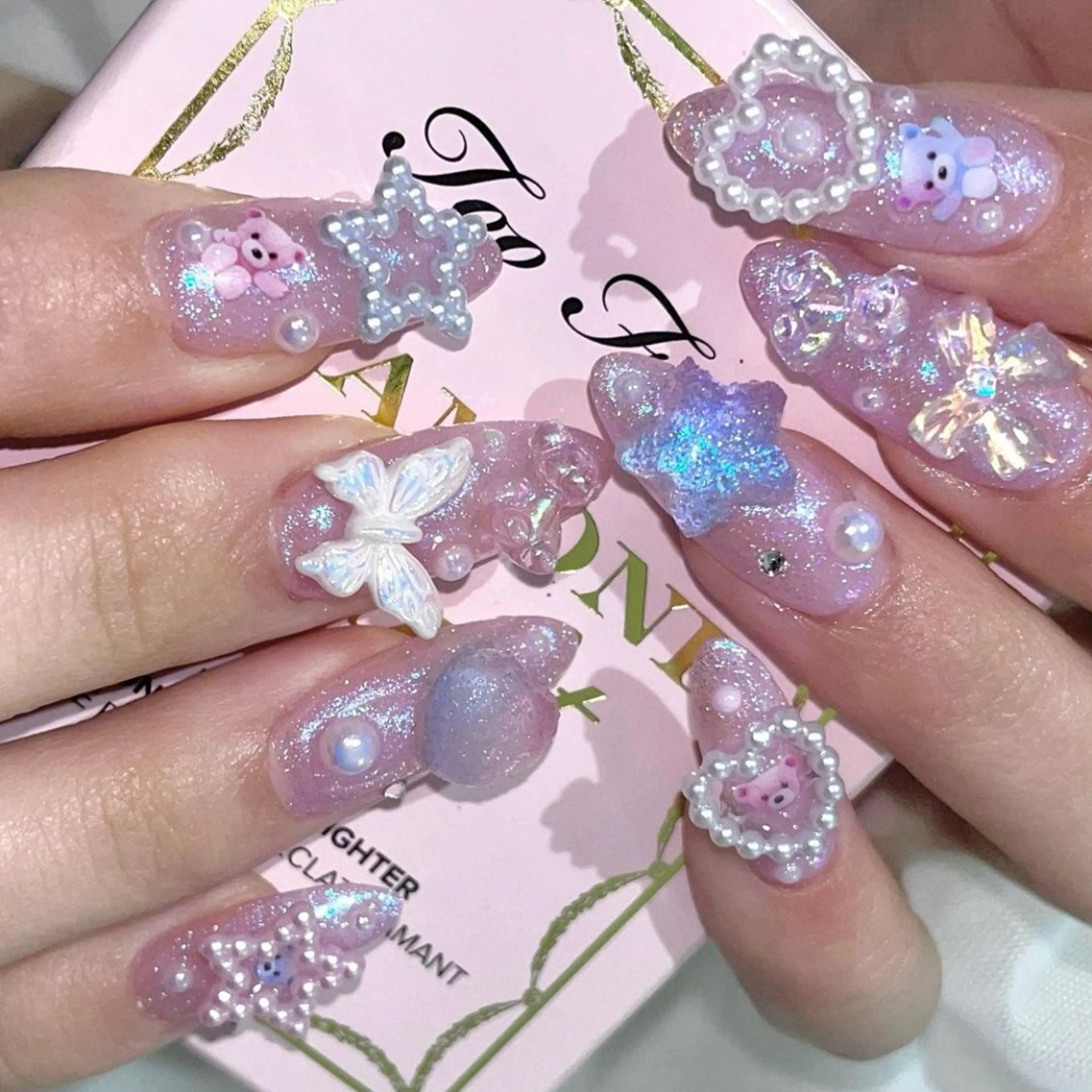 ネイル ハンドネイル Once upon a princessのネイルデザイン