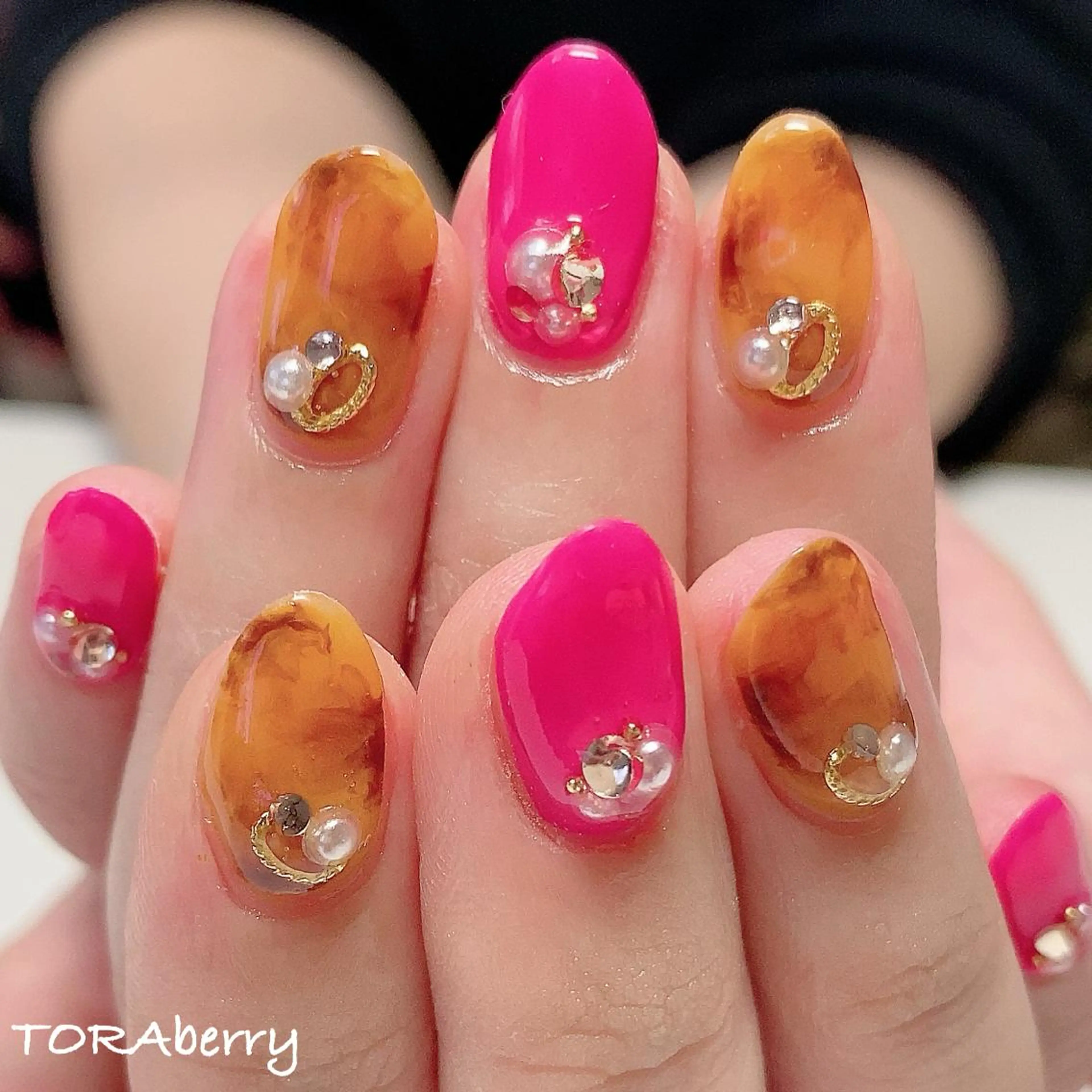 ネイル べっ甲ネイル ハンドネイル ネイリスト なつみのネイルデザイン