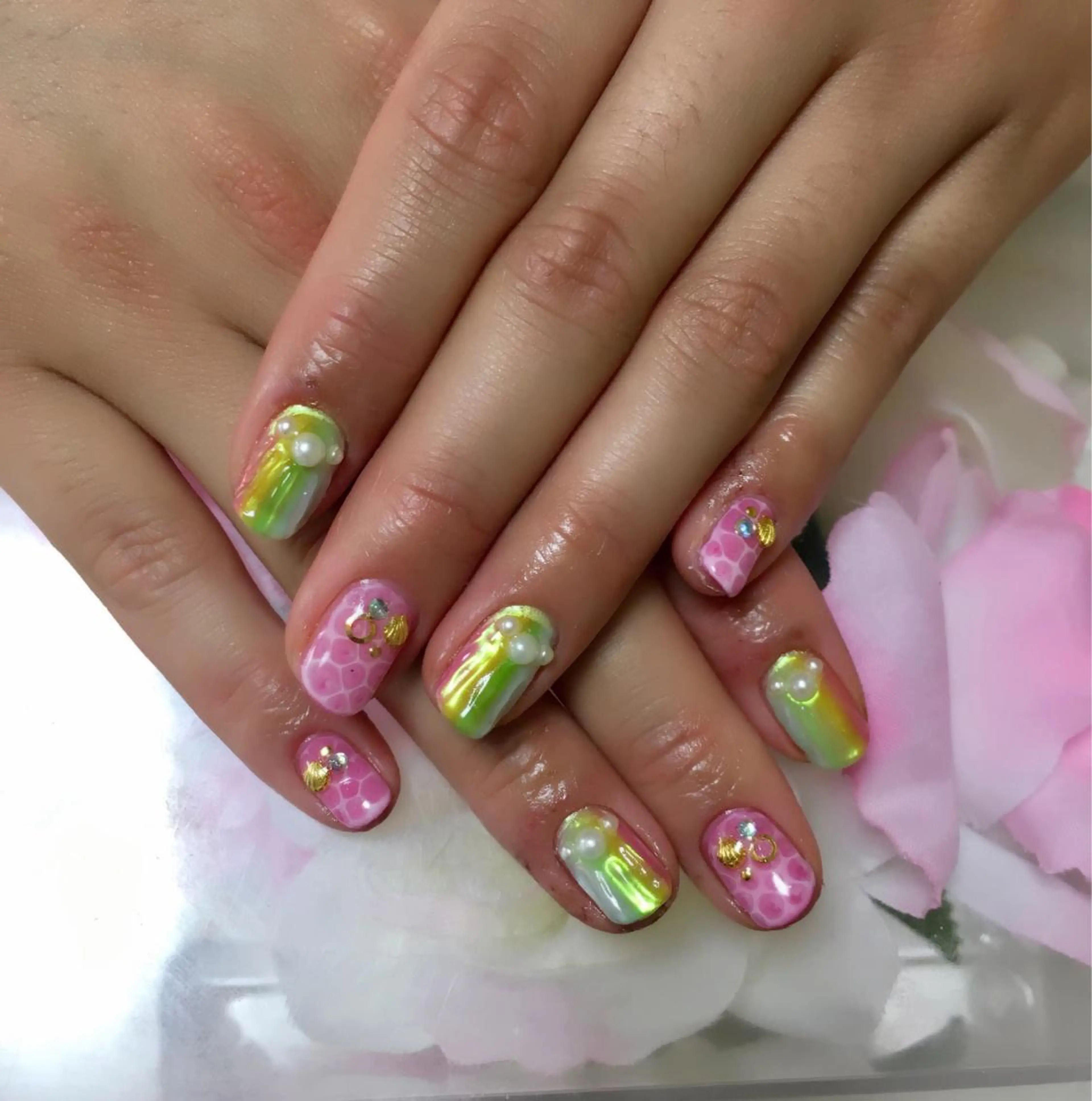 ネイル luana nailのネイルデザイン