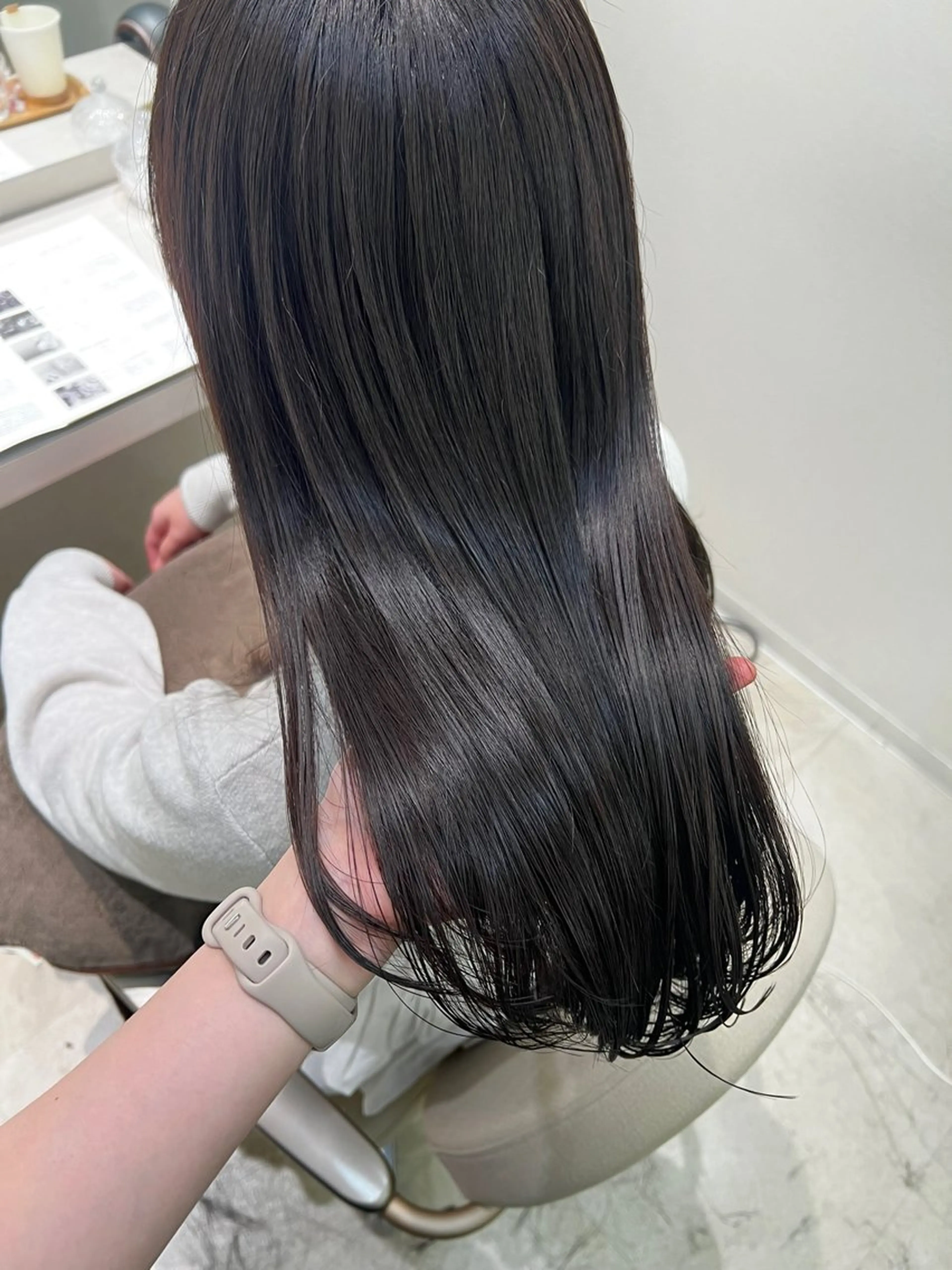 セミロング カラー 暗髪/艶髪/Ono .のヘアスタイル