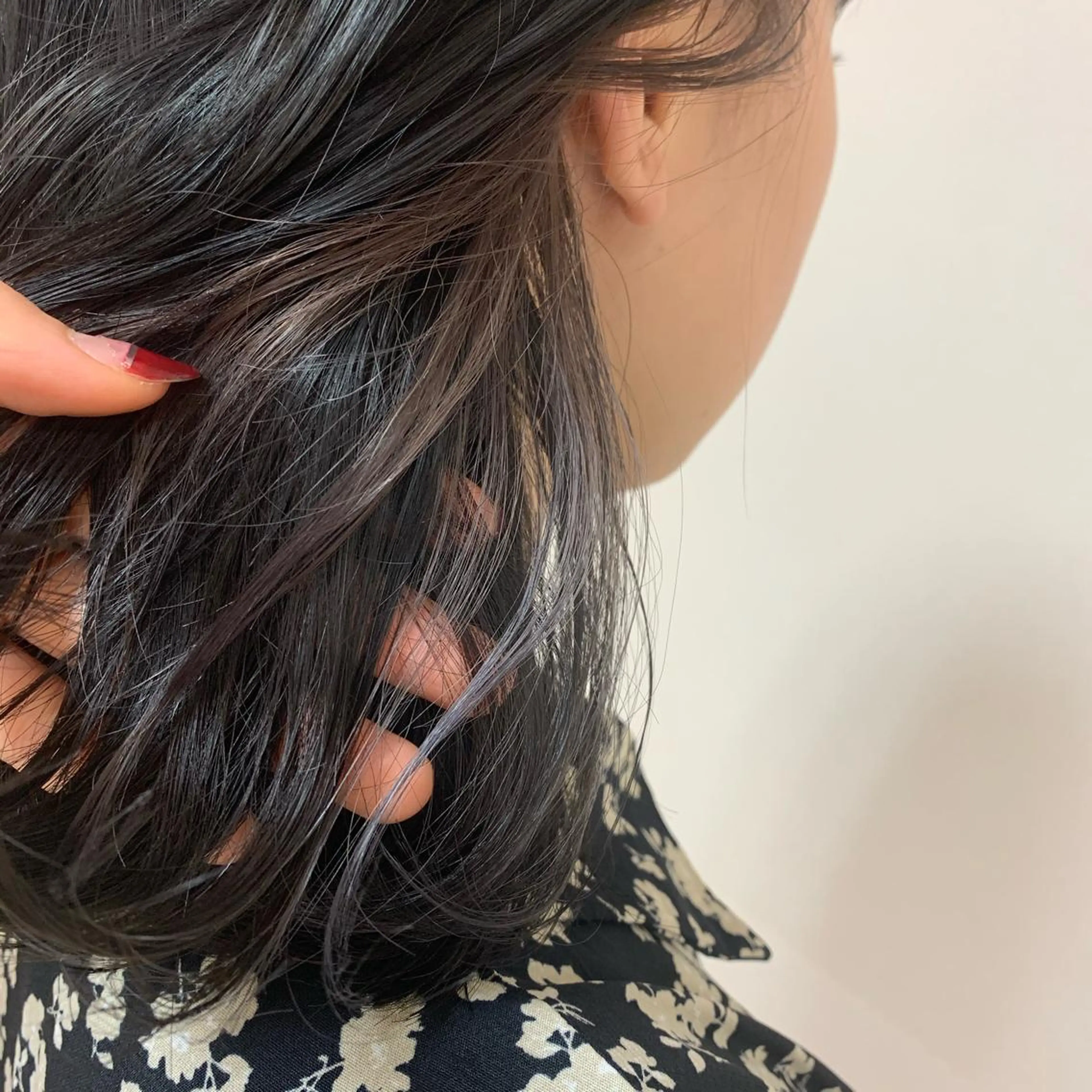 ミディアム カラー ヘアアレンジ カット ヘアカラー 【Sweep】おじま のぞみのヘアスタイル