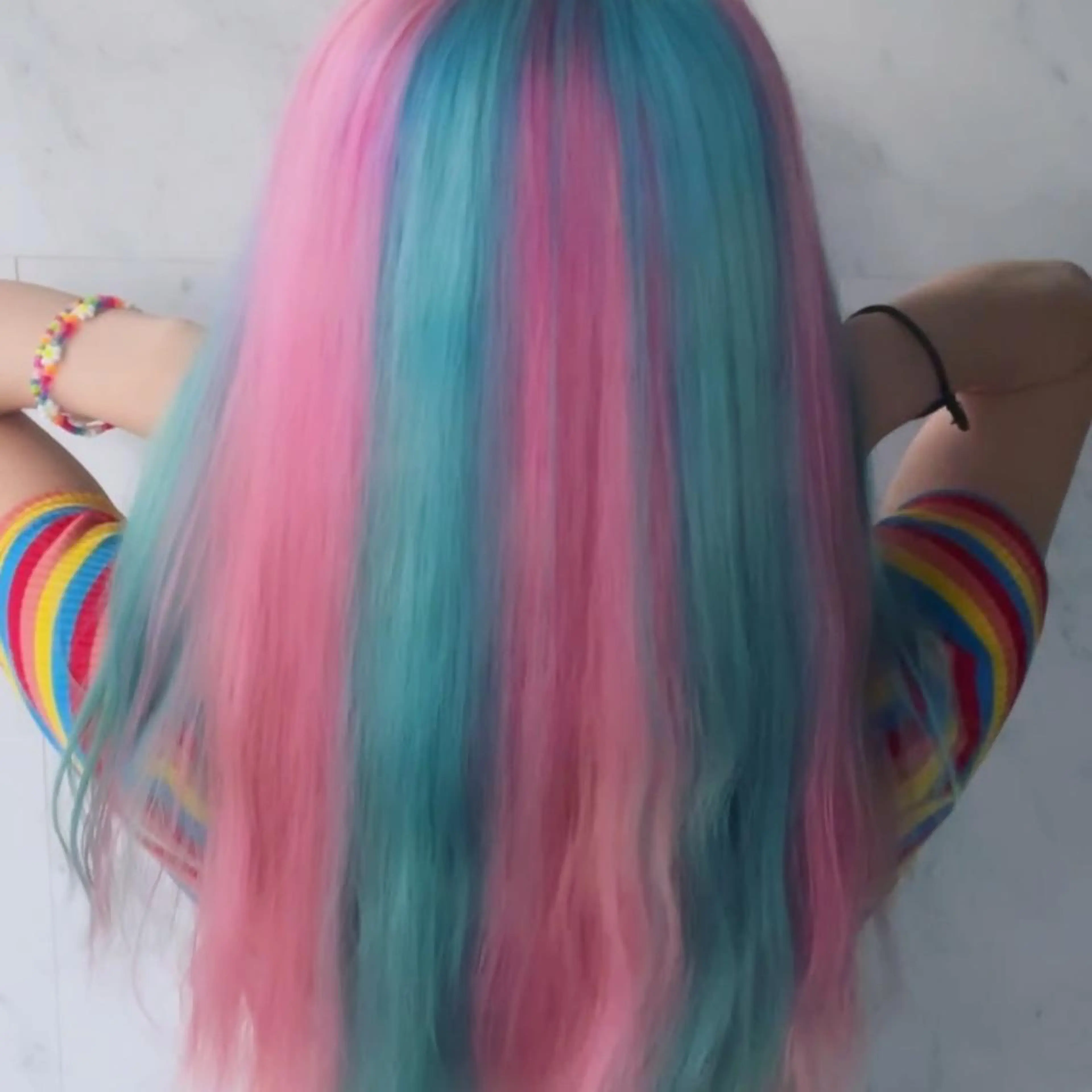 ロング カラー ハイトーンカラー ✨色落ちまで可愛い✨ MANATO🎨🌈のヘアスタイル