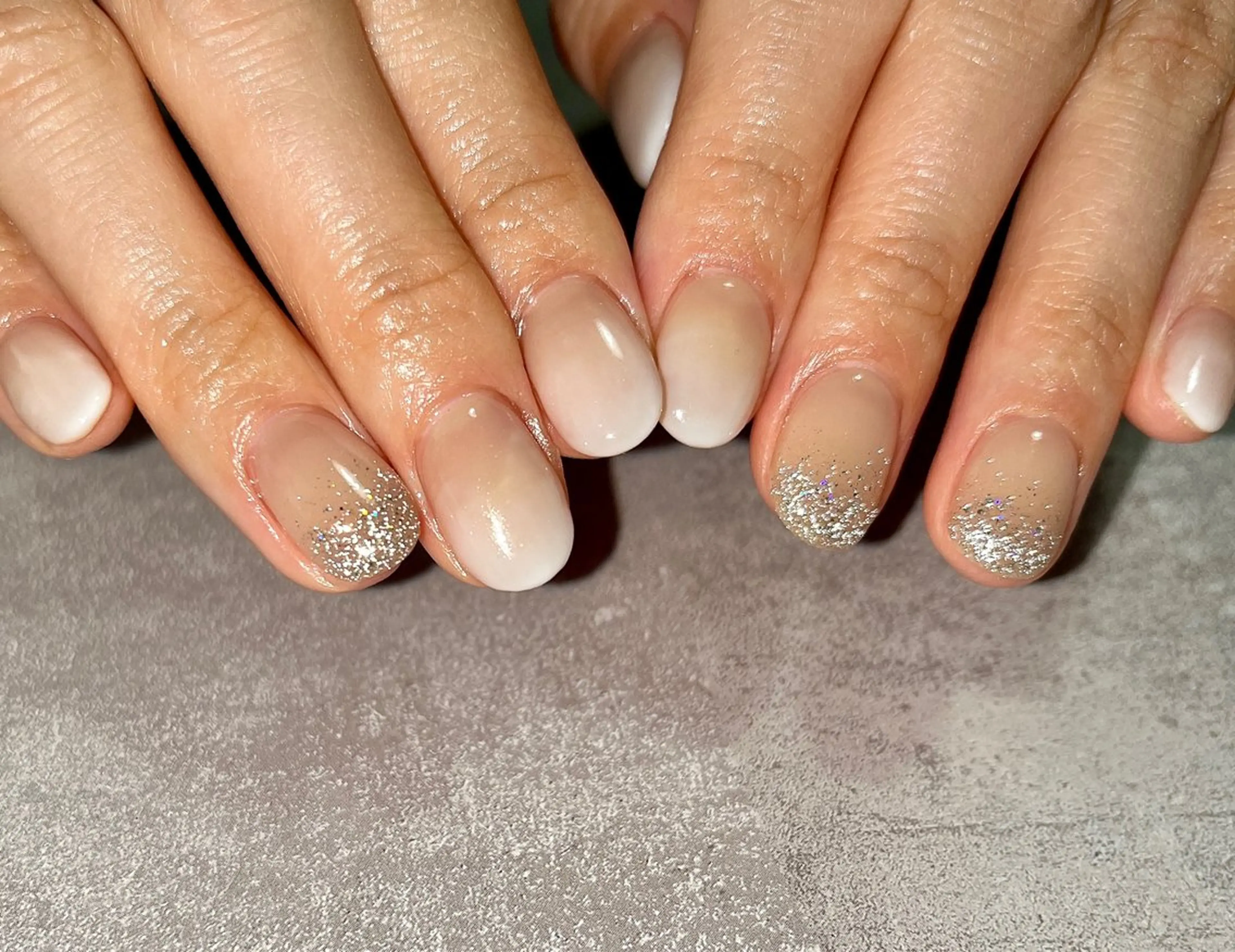 ネイル フラッシュネイル グラデーション ハンドネイル ネイルサロン kupuのネイルデザイン