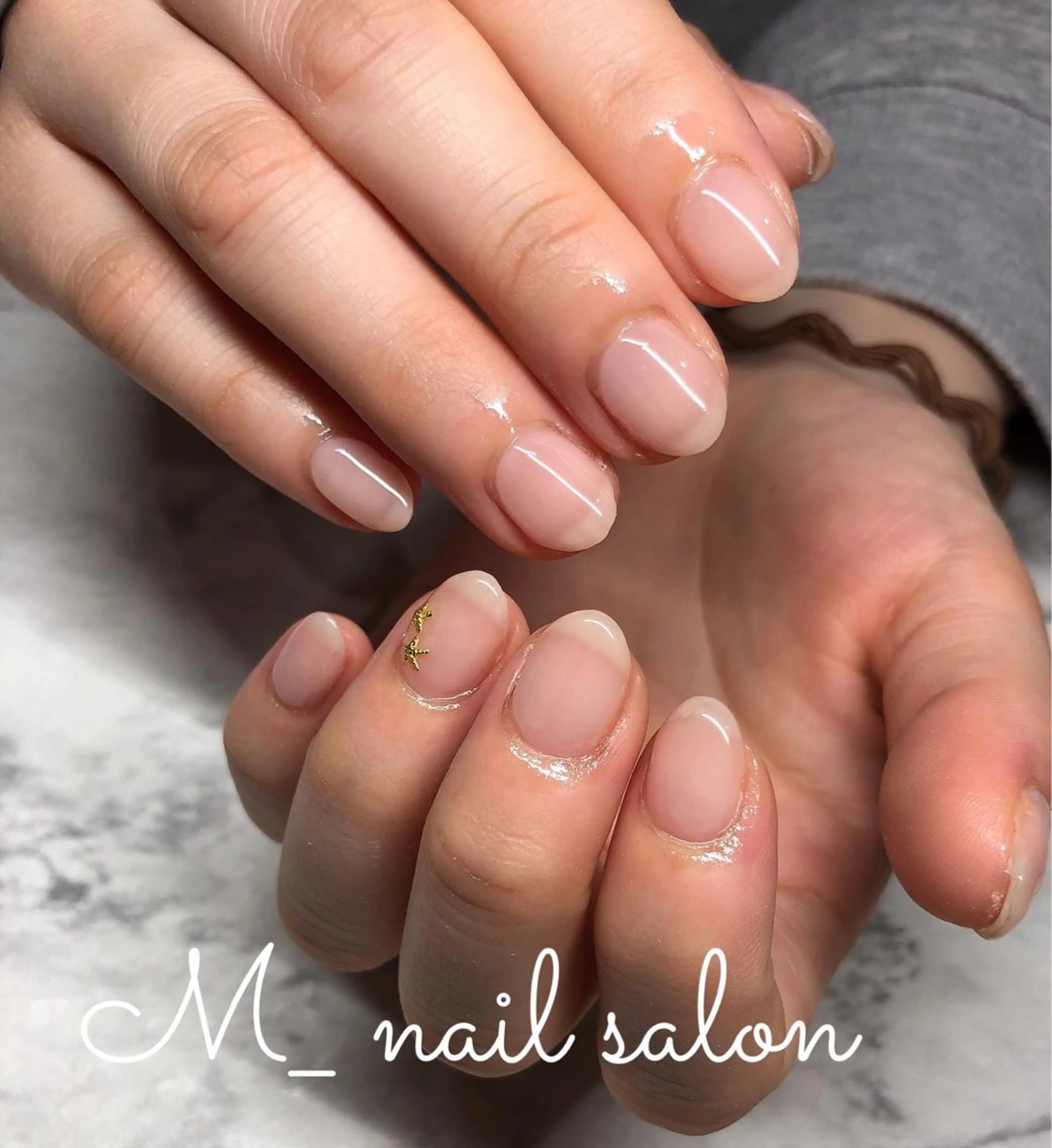 ネイル ラメ(グリッター) ラメグラデーション ワンカラーネイル M_ nail salonのネイルデザイン