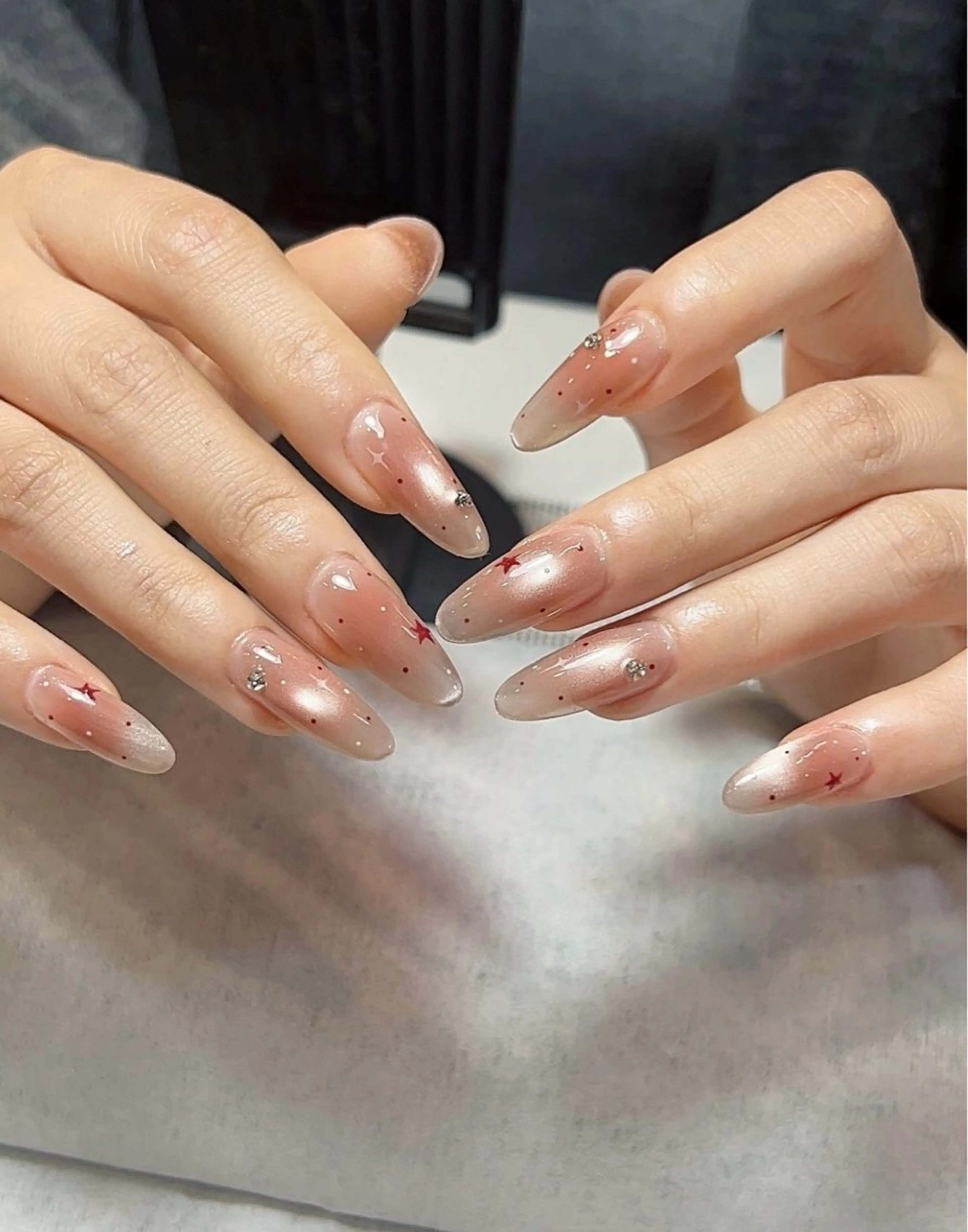 ネイル Nailsalon Jasmine 池袋東口所属・ギウ ジーナのネイルデザイン
