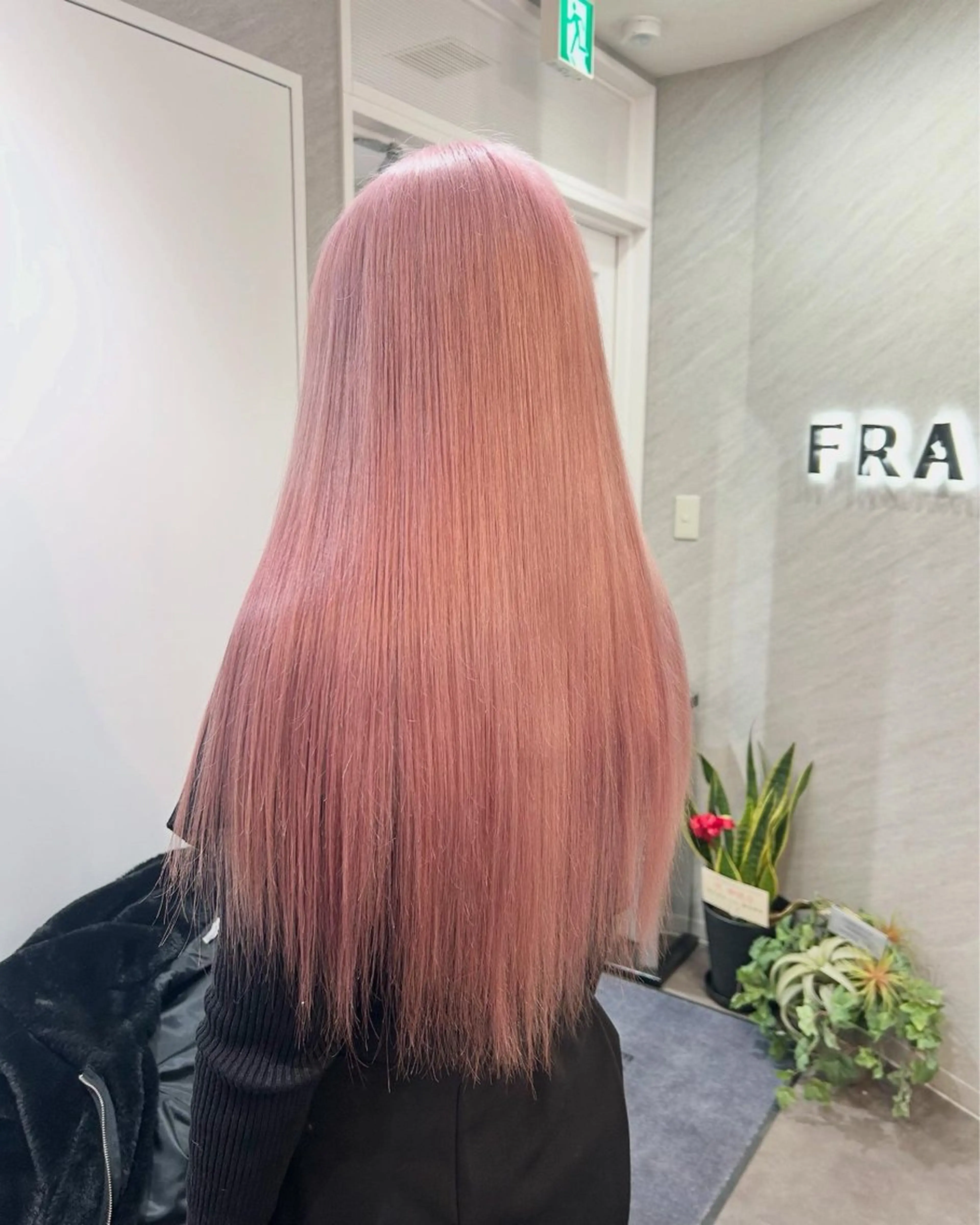 ロング カット ヘアカラー トリートメント 🌸MAYU🌸 ハイトーン➕レイヤーのヘアスタイル