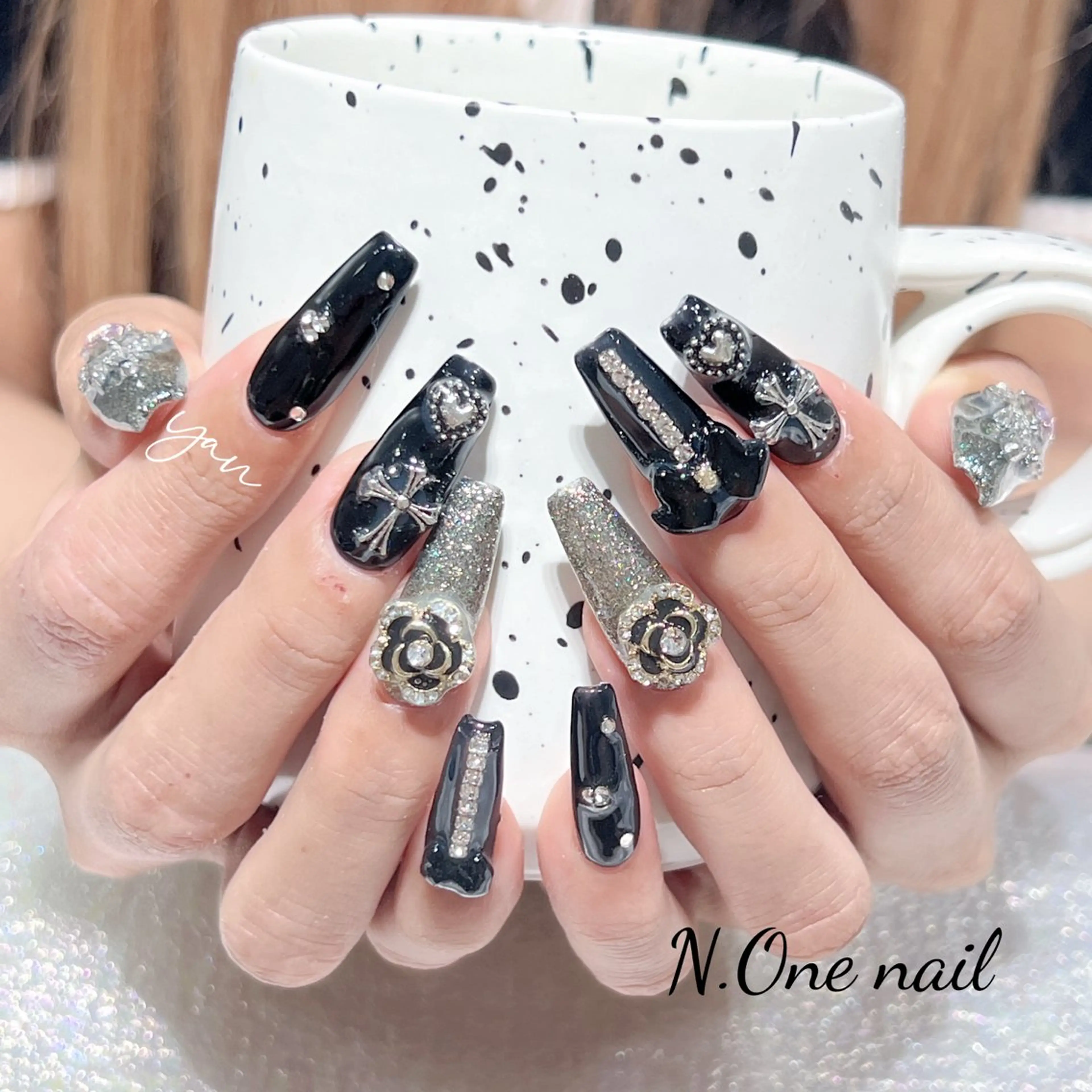 ネイル ハンドネイル N.one minaのネイルデザイン