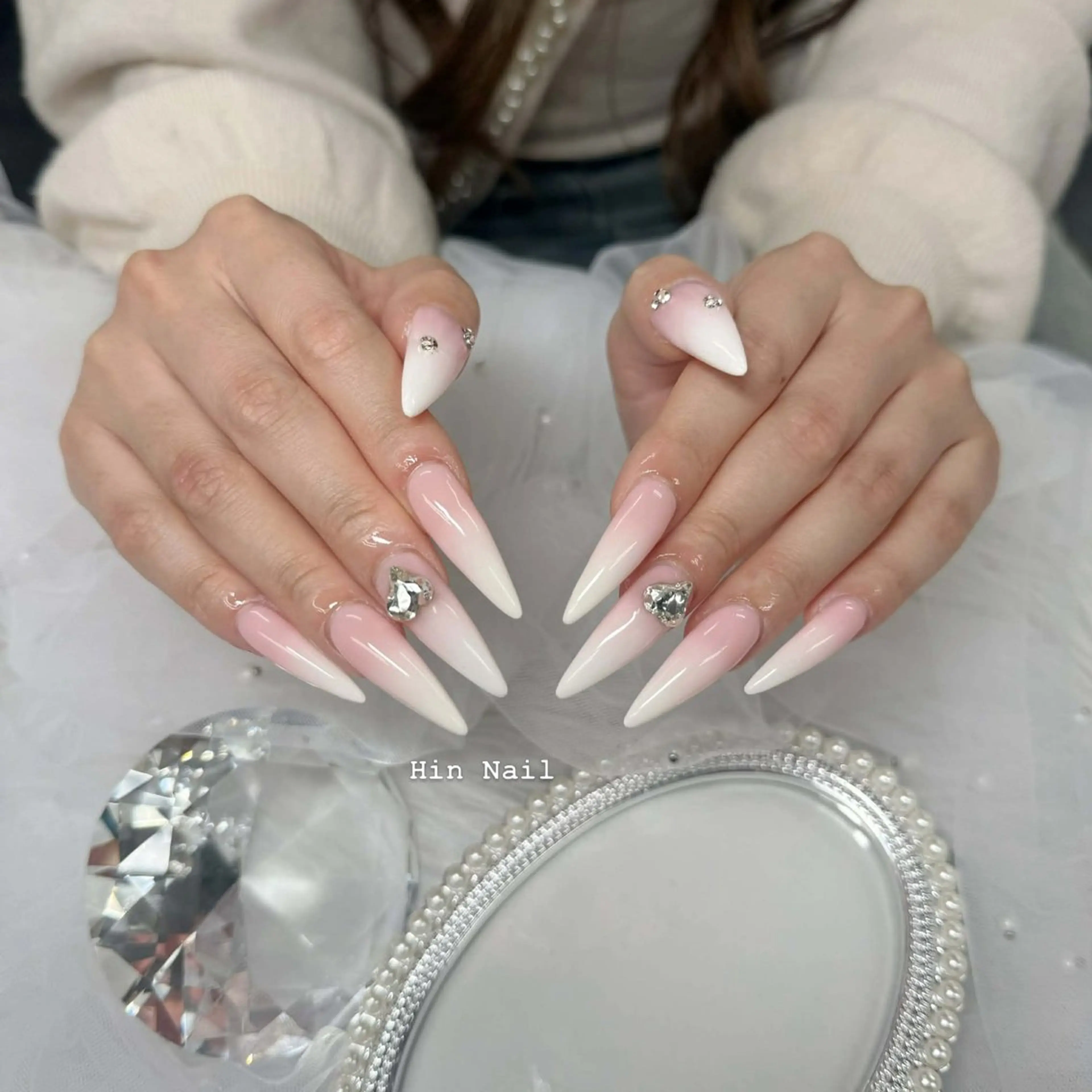 ネイル ハンドネイル HIN NAILのネイルデザイン