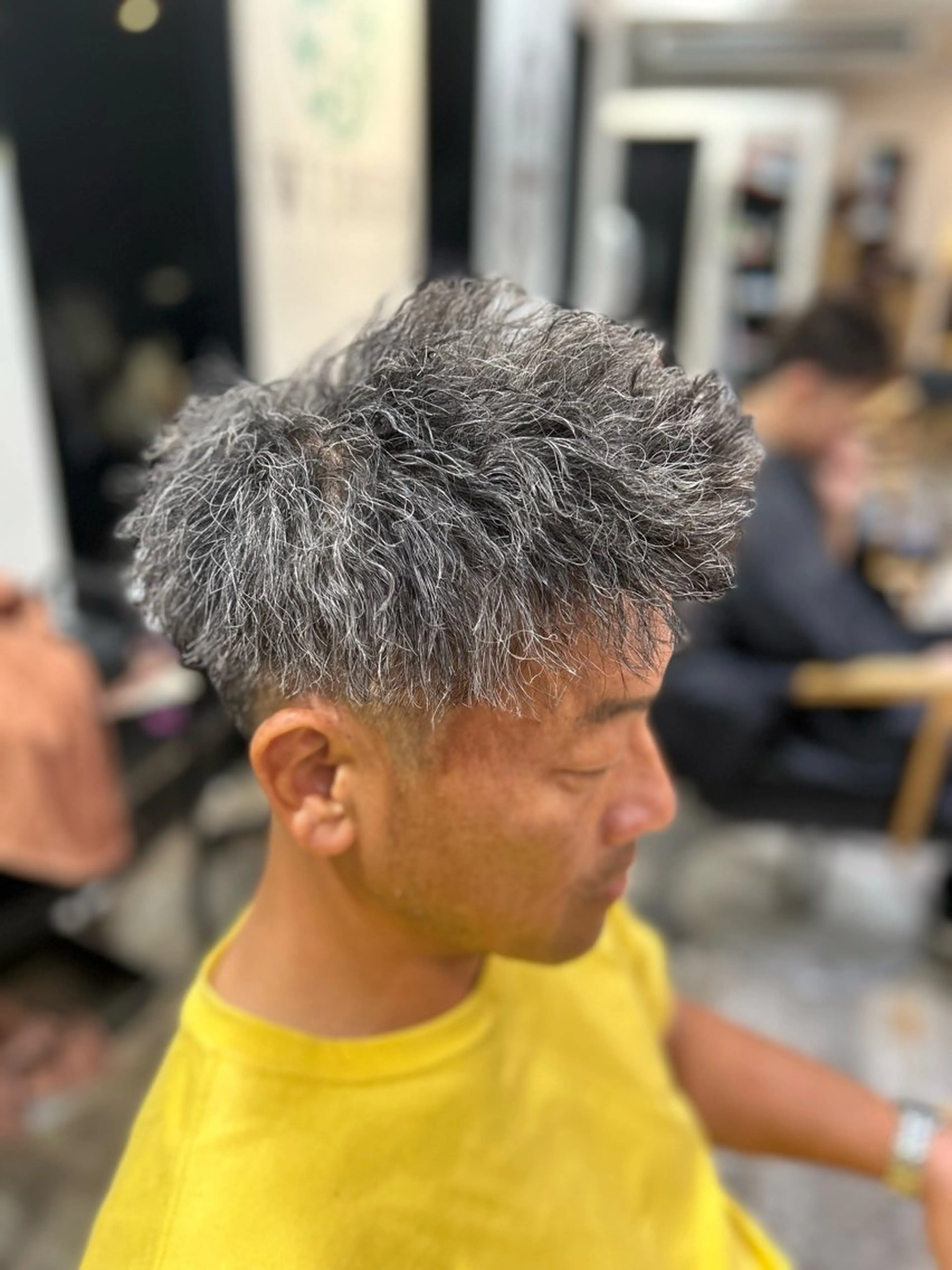 パーマ メンズ モヒカン カット パーマ メンズ美容室 難波北川司のヘアスタイル