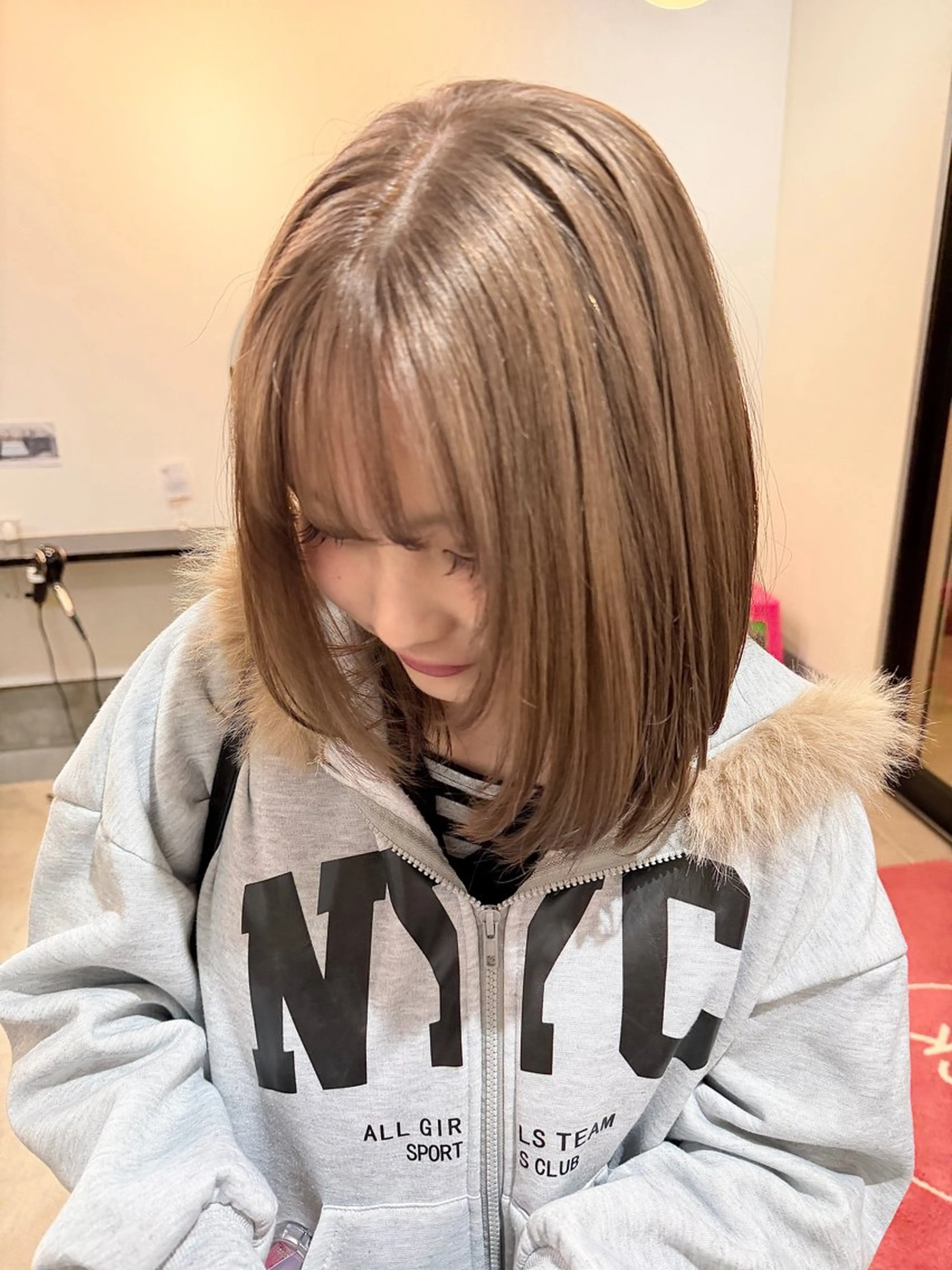 カラー ヘアカラー LUCK モミジのヘアスタイル