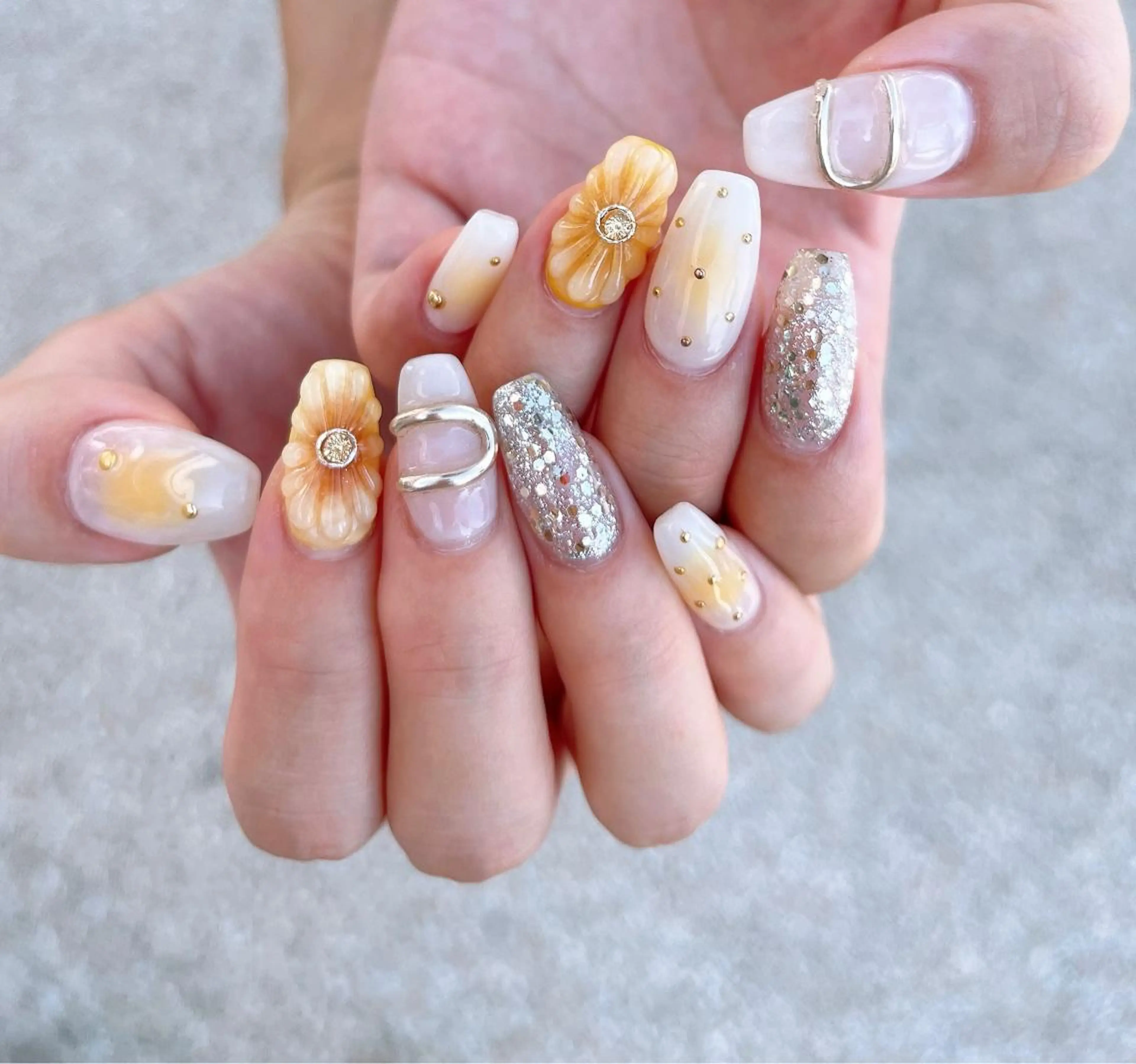 ネイル R yukiのネイルデザイン